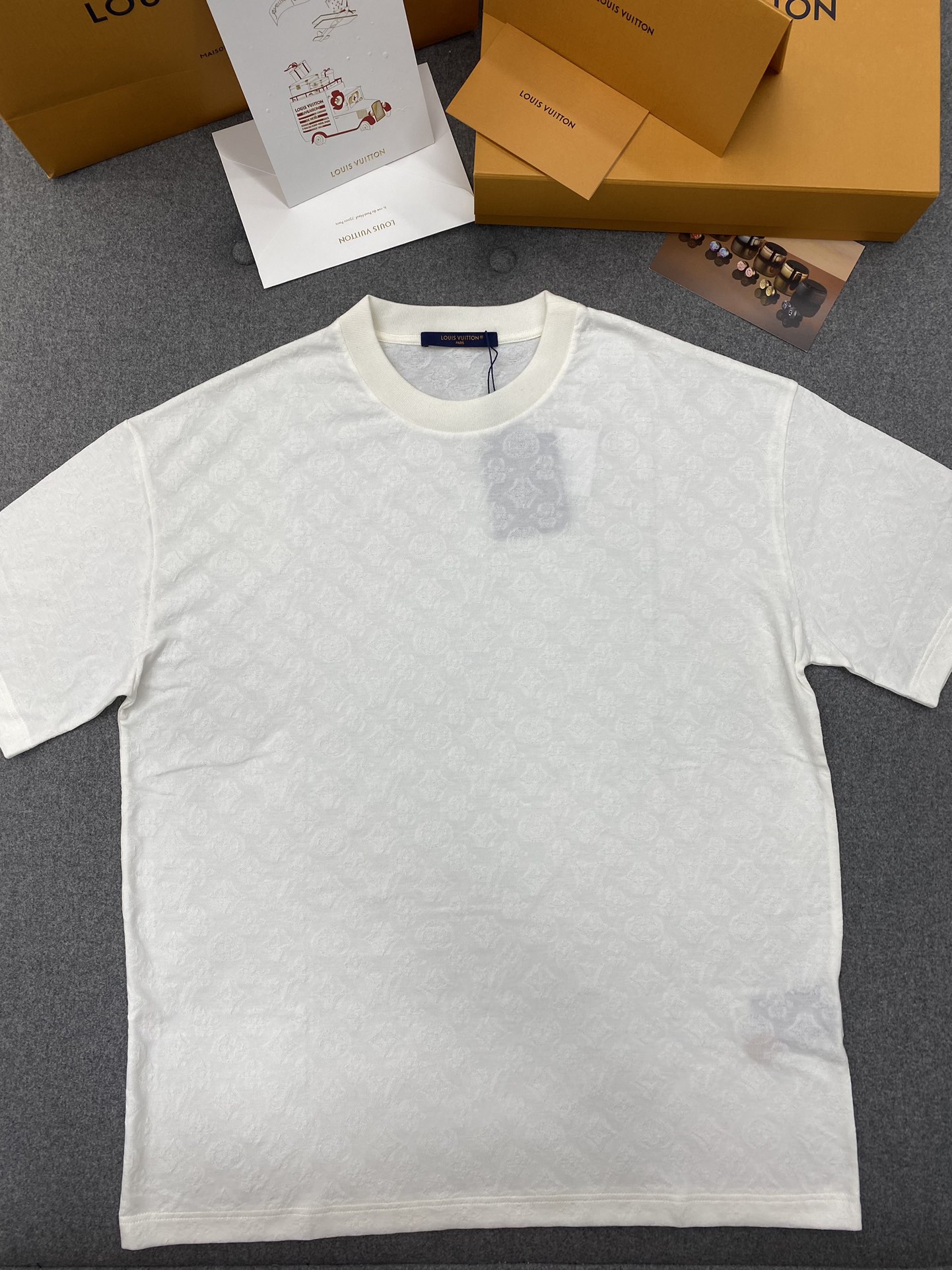 Louis Vuitton Kleding T-Shirt 2024 Luxe replica’s
 Katoen Korte mouw