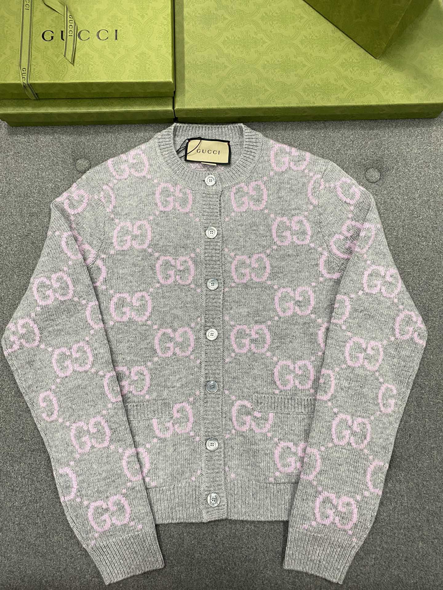 Gucci Kleding Cardigans Grijs Lichtpaars Roze Paars Wit Breien Wol Herfst/winter collectie