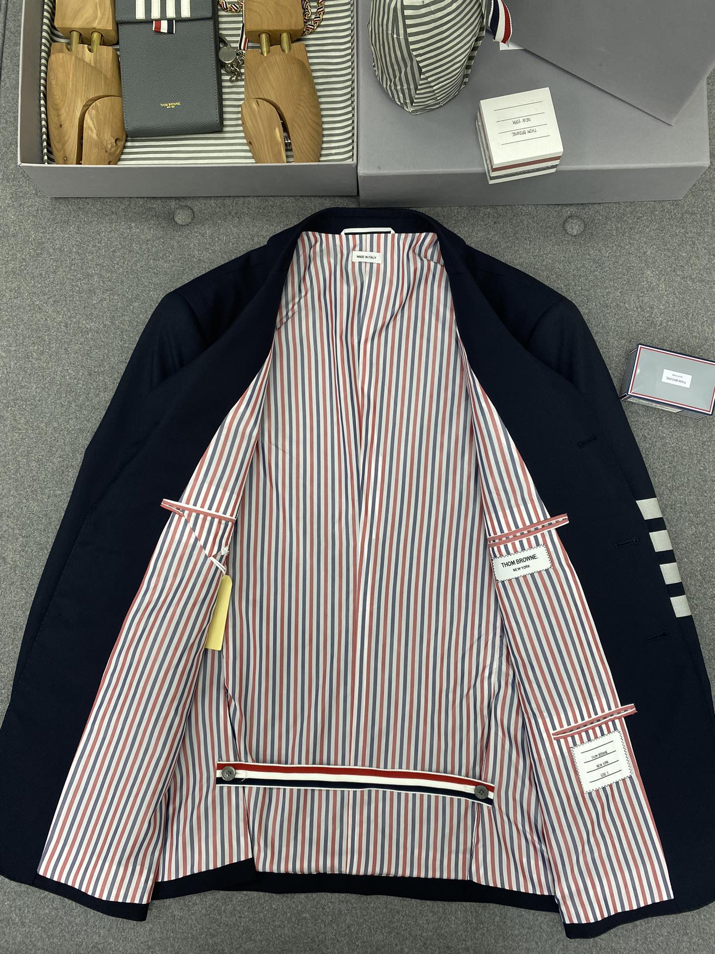톰브라운 여성 자켓 129799 Thom Browne Jacket 썸네일 이미지