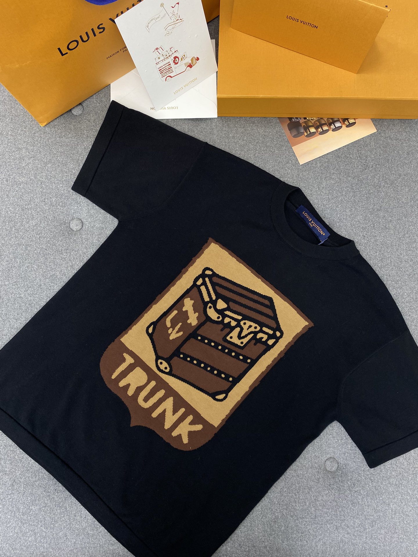 루이비통 남성 반팔 129757 Louis Vuitton T Shirt 썸네일 이미지