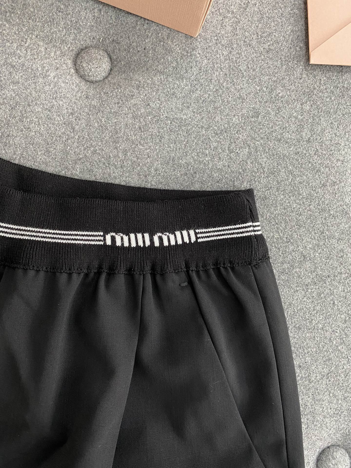 미우미우 여성 바지 129780 Miu Miu Pants 썸네일 이미지