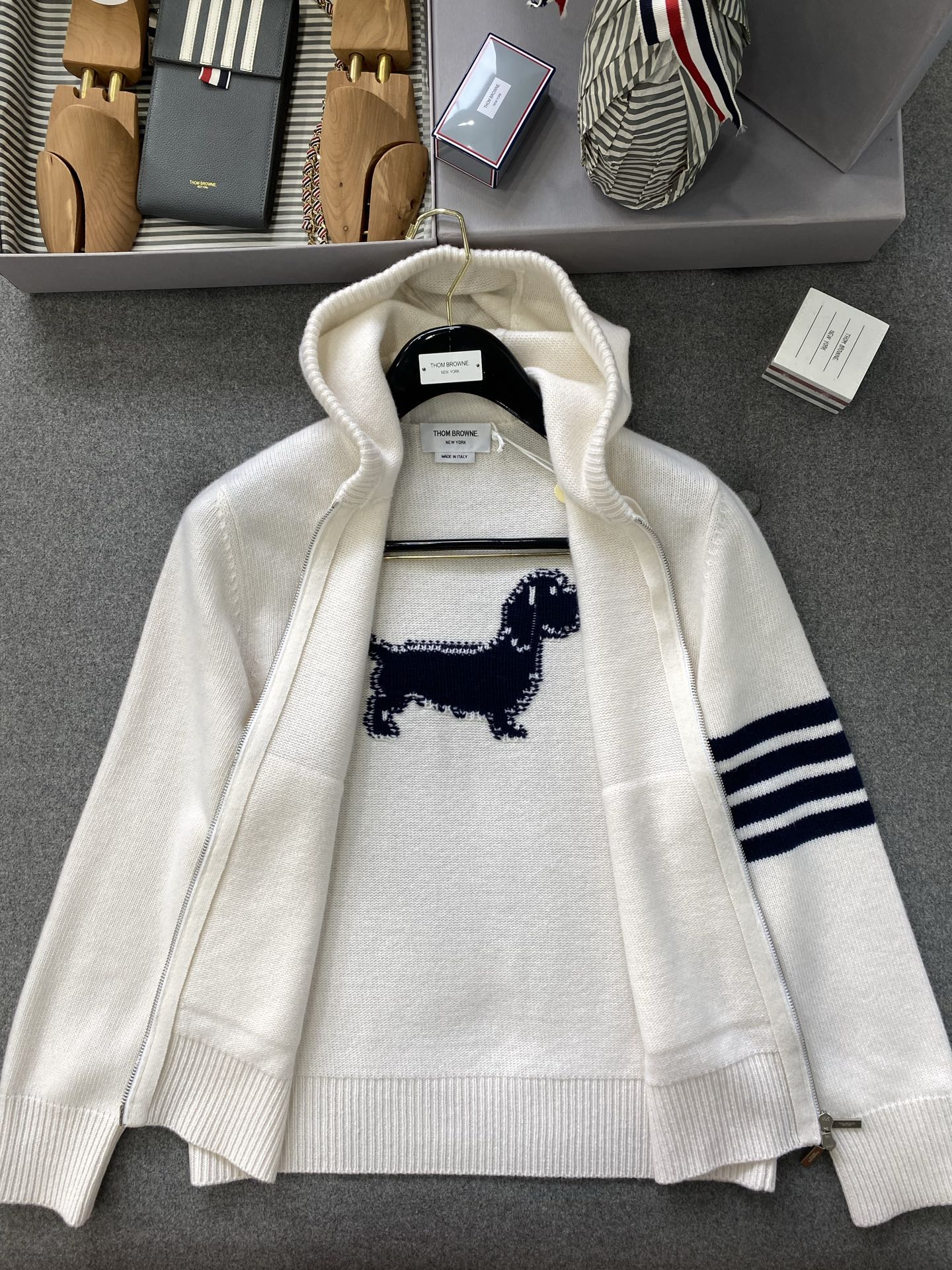 톰브라운 남성 후드 129758 Thom Browne Hoodie 썸네일 이미지