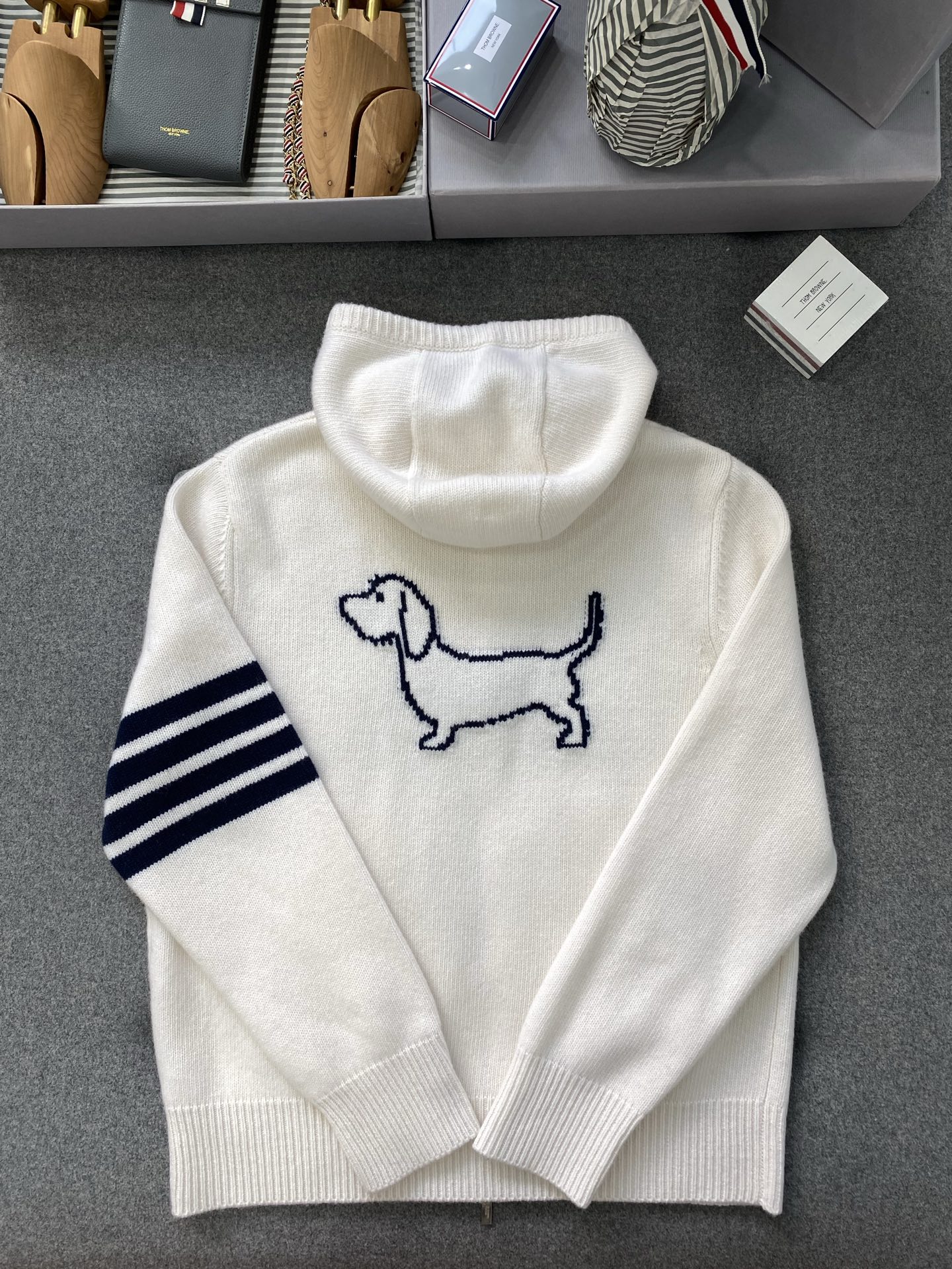 톰브라운 남성 후드 129758 Thom Browne Hoodie 썸네일 이미지