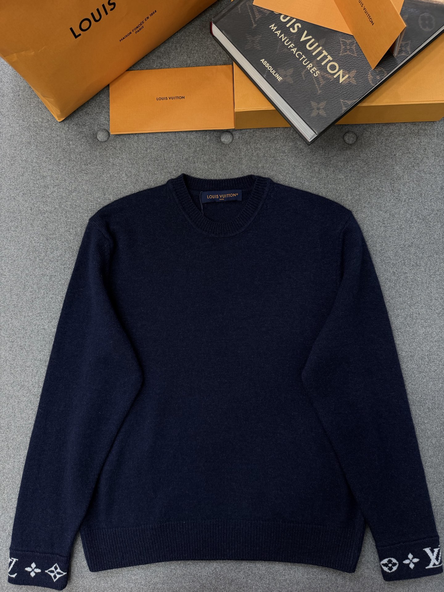 루이비통 남성 니트 129755 Louis Vuitton Knit