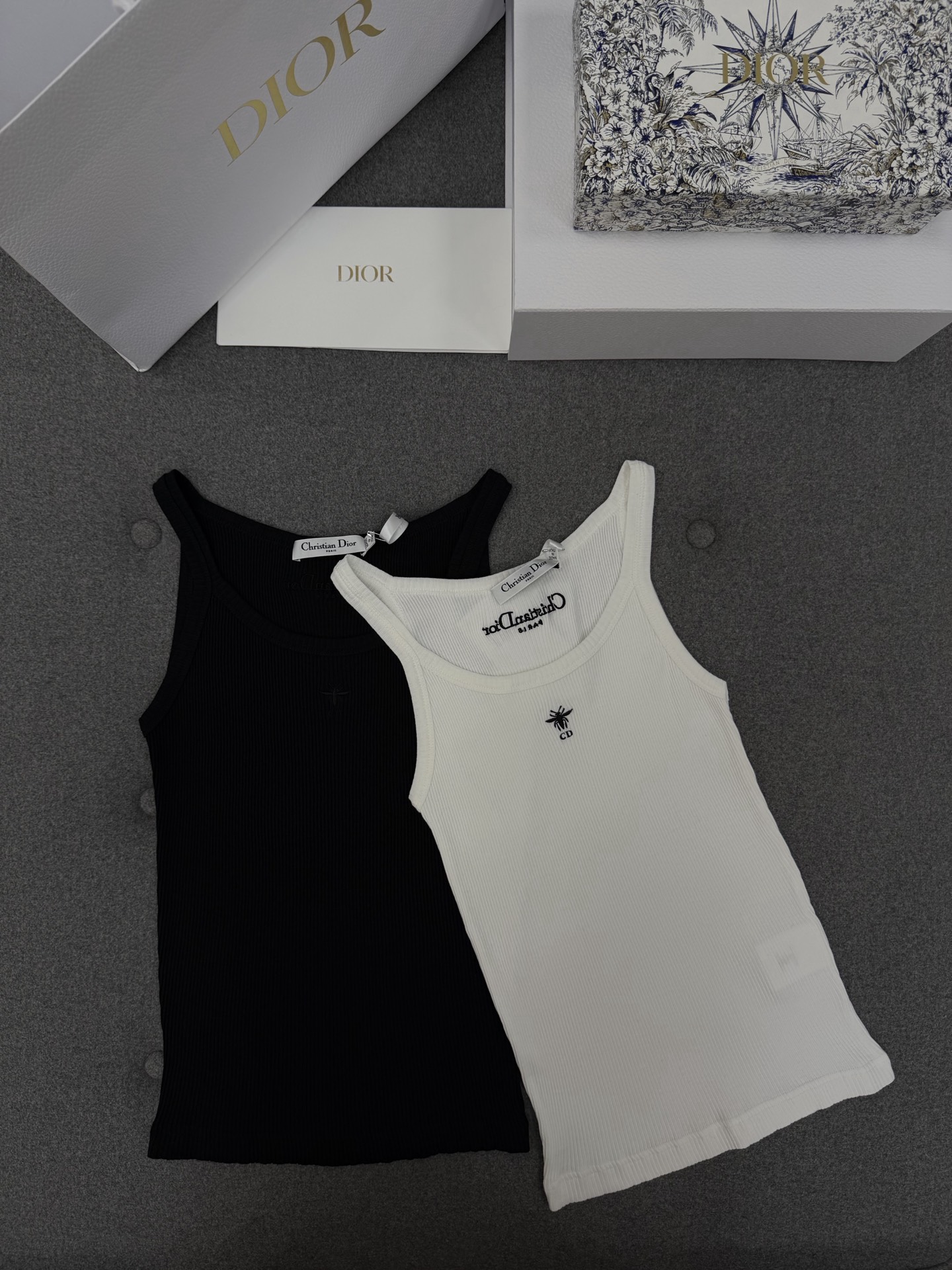 디올 여성 반팔 116930 Dior T Shirt