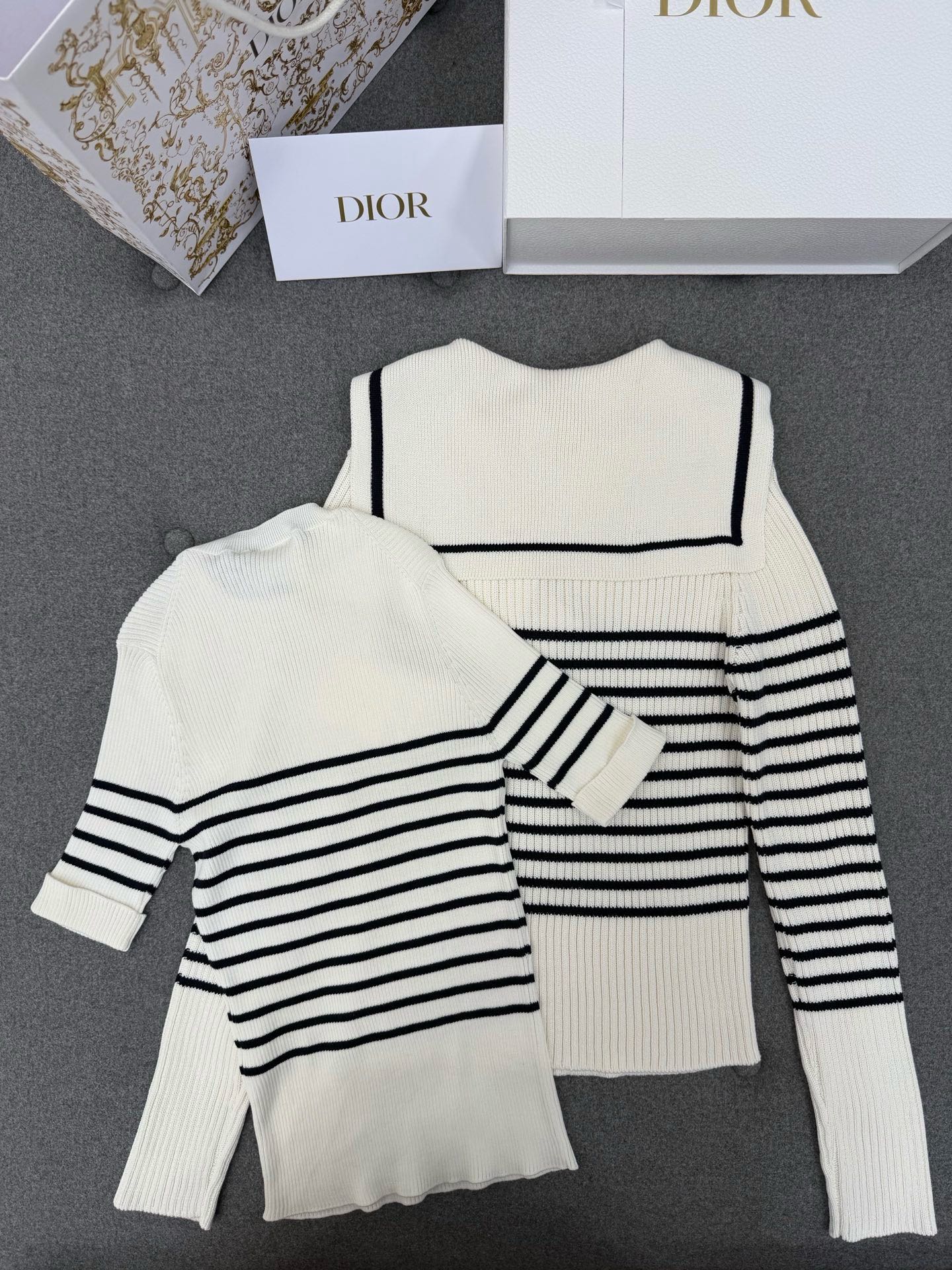 디올 여성 반팔 116940 Dior T Shirt