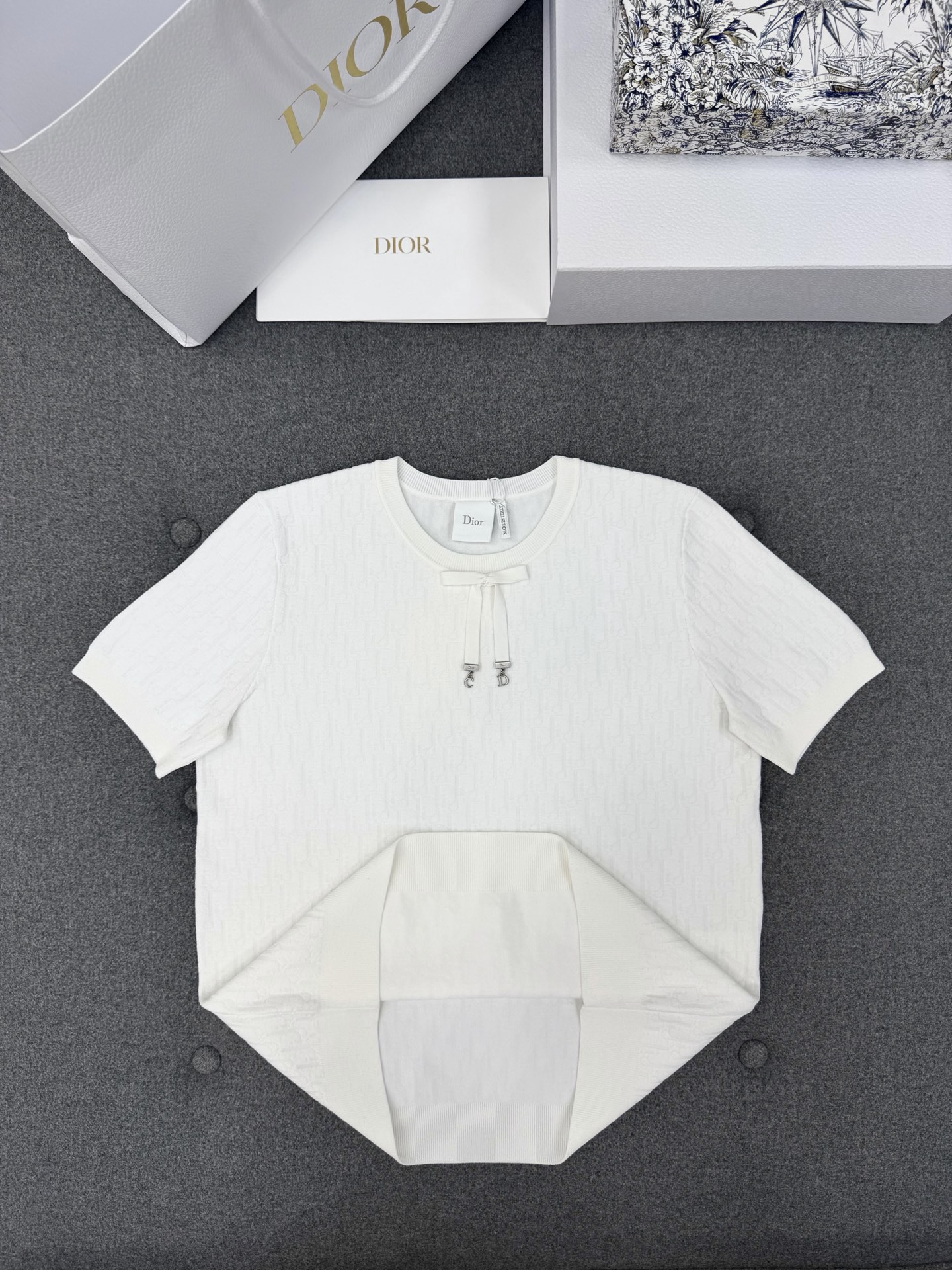디올 여성 반팔 132832 Dior T Shirt 썸네일 이미지