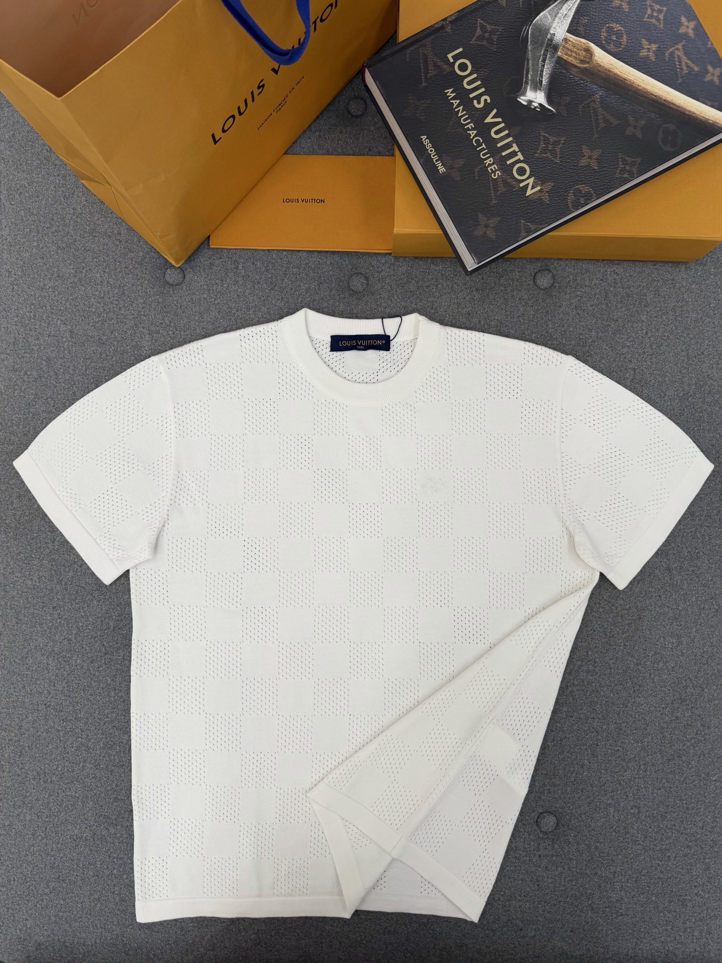 루이비통 남성 반팔 132834 Louis Vuitton T Shirt 썸네일 이미지