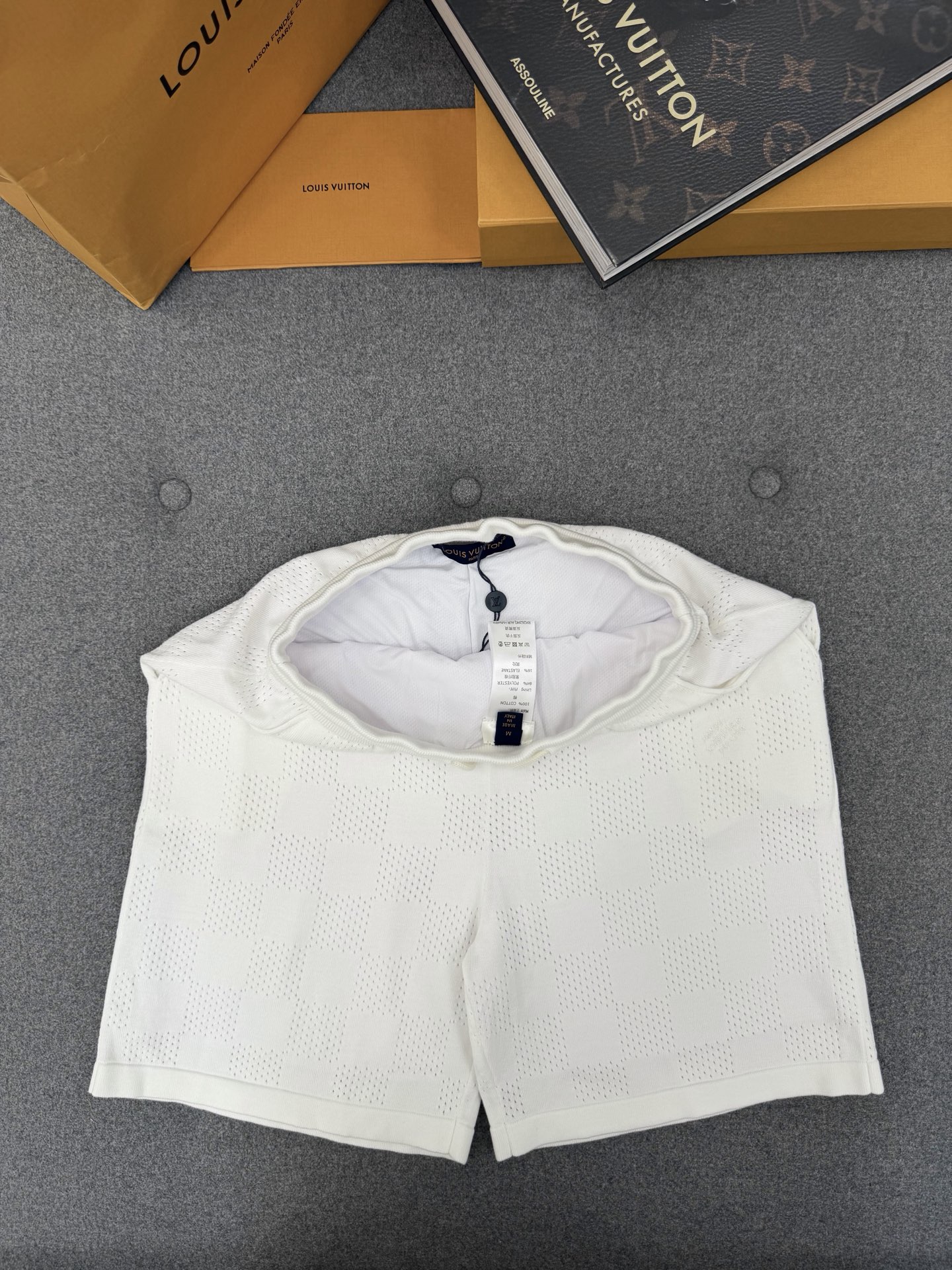 루이비통 남성 반바지 132835 Louis Vuitton Shorts 썸네일 이미지