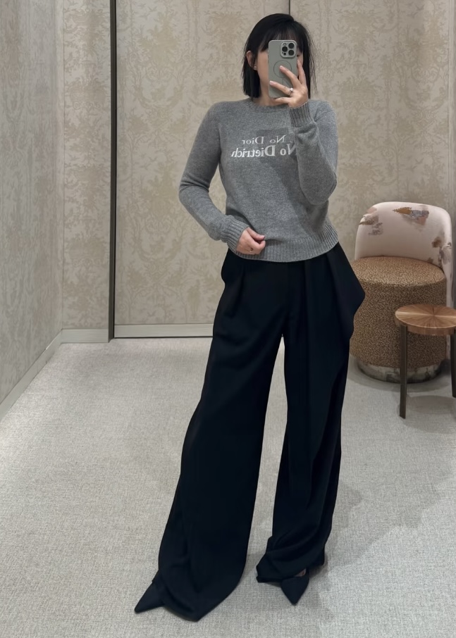 디올 여성 니트 132829 Dior Knit 썸네일 이미지