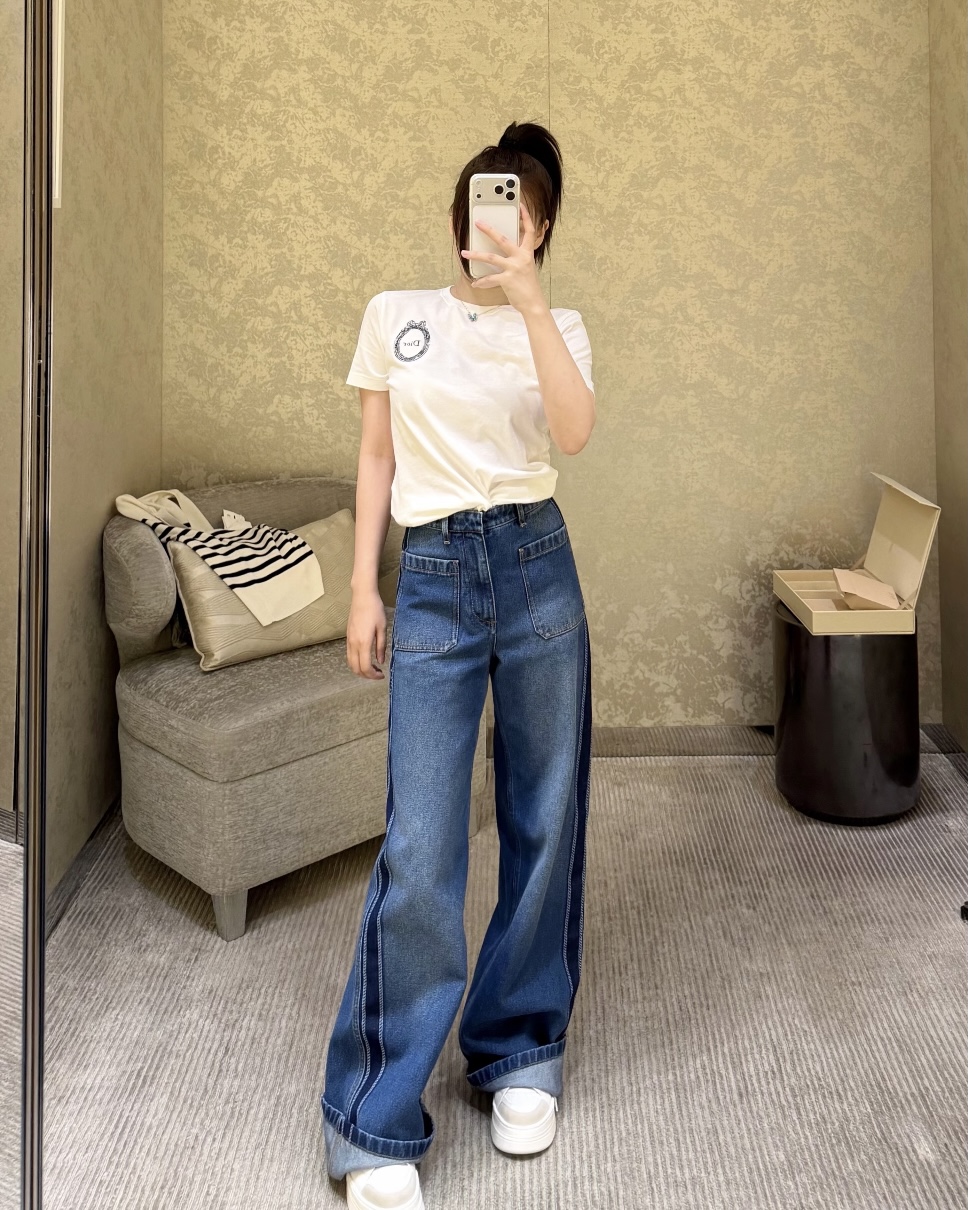 디올 여성 반팔 132825 Dior T Shirt 썸네일 이미지