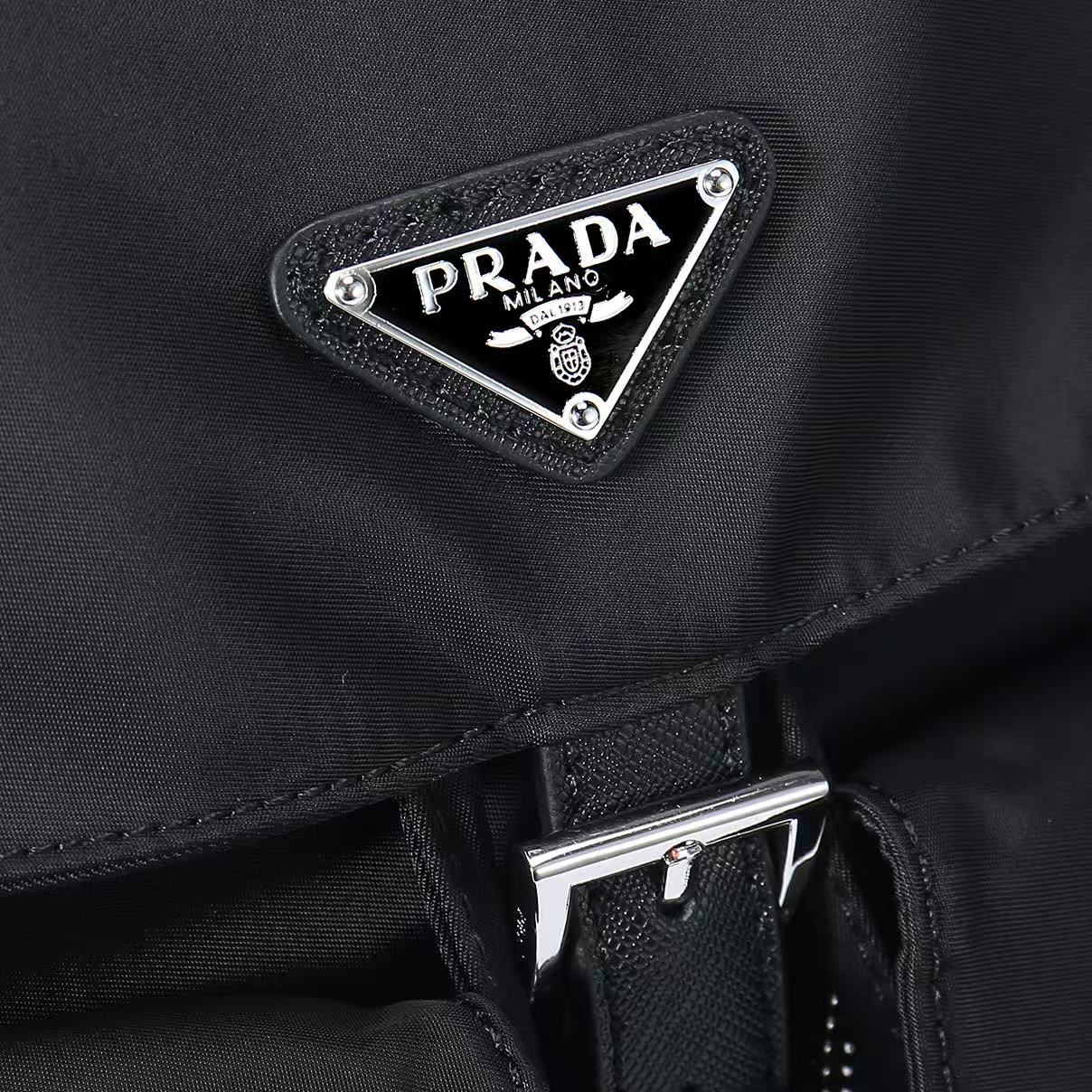 PRADA普拉达背包 型号：A223（进口防水布） 尺寸：28x30x15（cm） 💪🏿重金打版复刻👍定制进口南韩防水布
