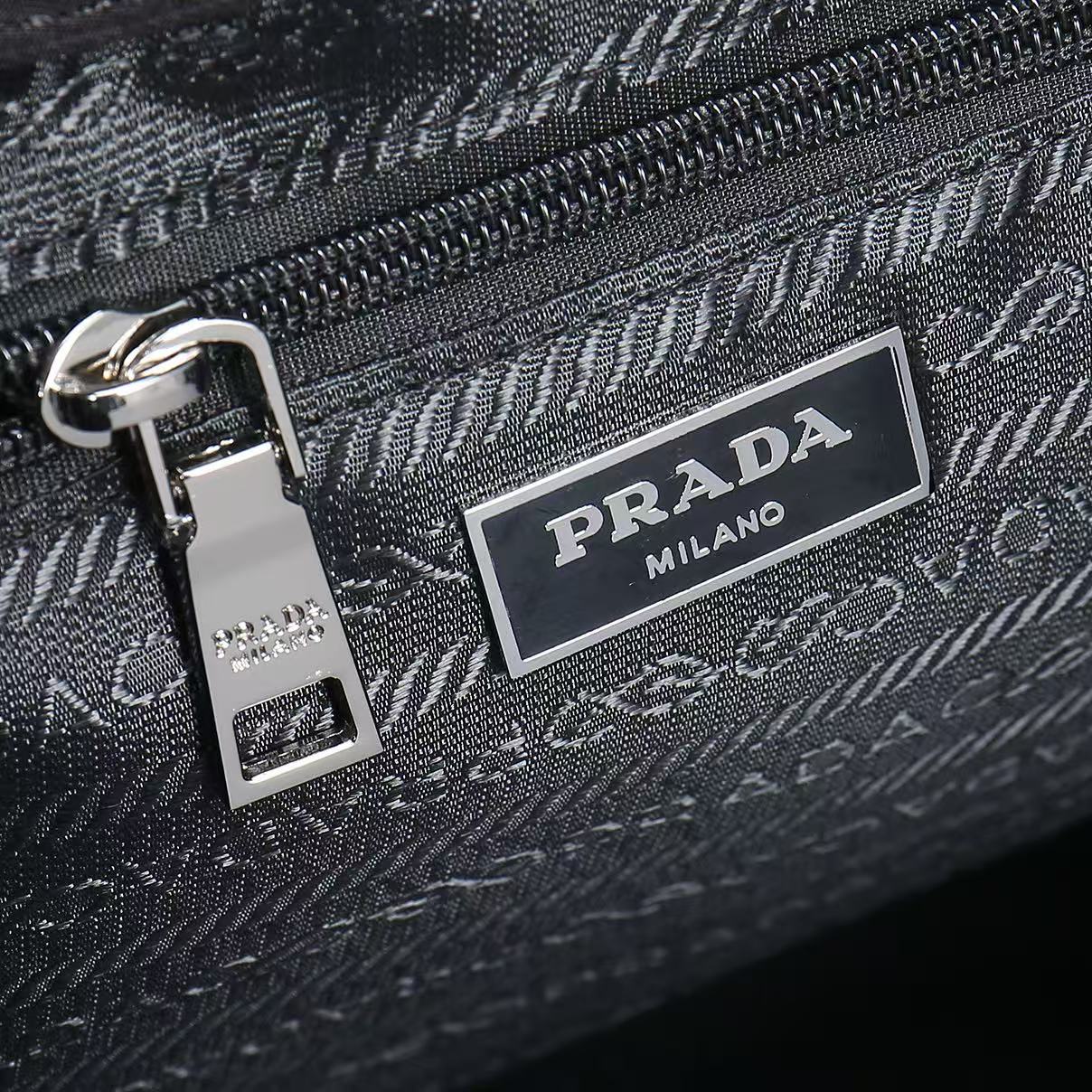 PRADA普拉达背包 型号：A223（进口防水布） 尺寸：28x30x15（cm） 💪🏿重金打版复刻👍定制进口南韩防水布