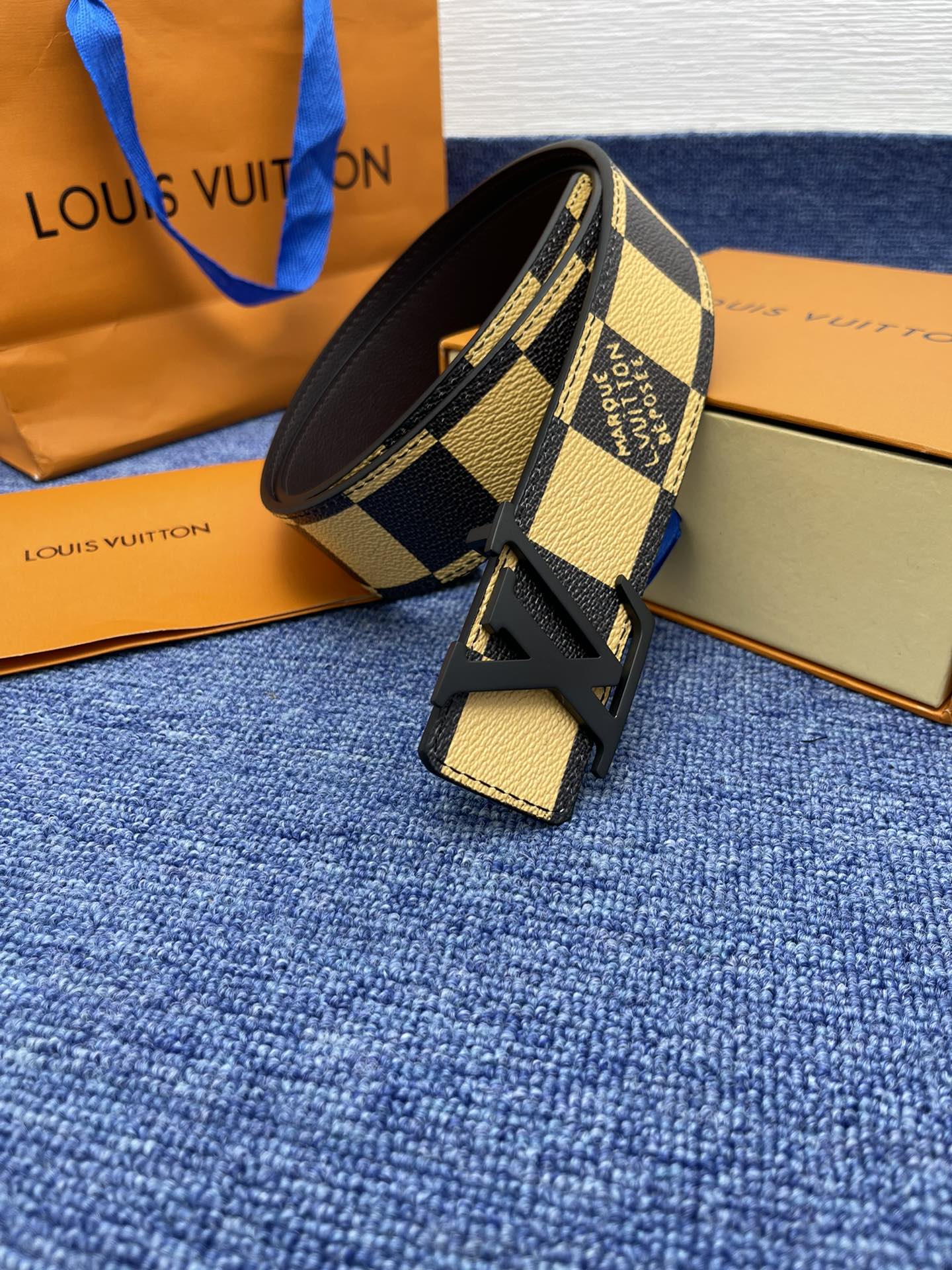 LV.路易威登全套包装原版品质代工厂货品40mm宽度正品一体铸造五金钢扣原厂皮料双面原厂定制面料区别市场