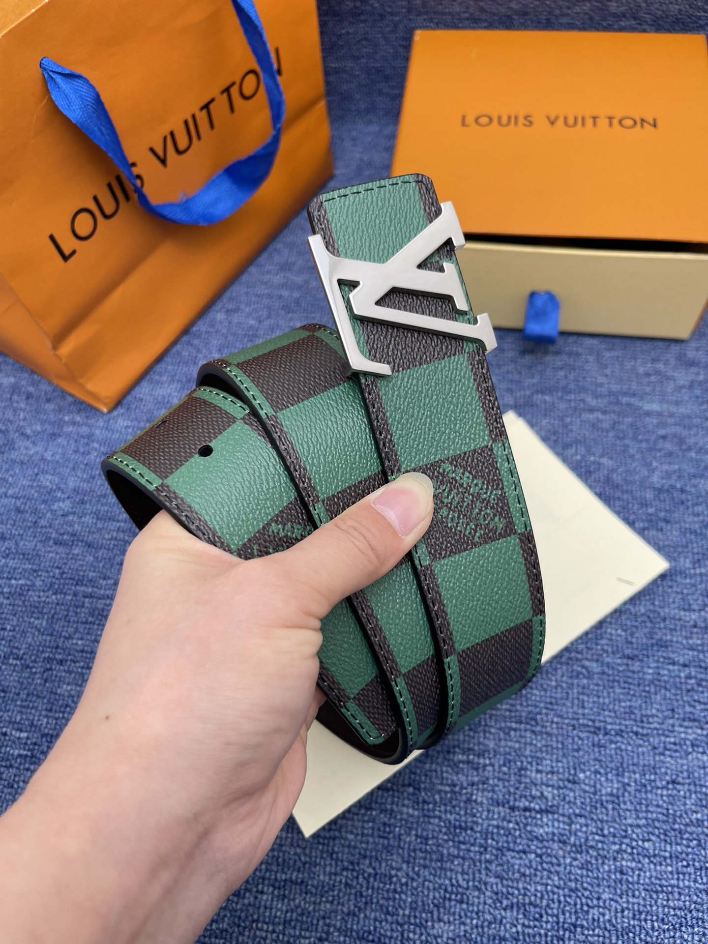 LV.路易威登全套包装原版品质代工厂货品40mm宽度正品一体铸造五金钢扣原厂皮料双面原厂定制面料区别市场