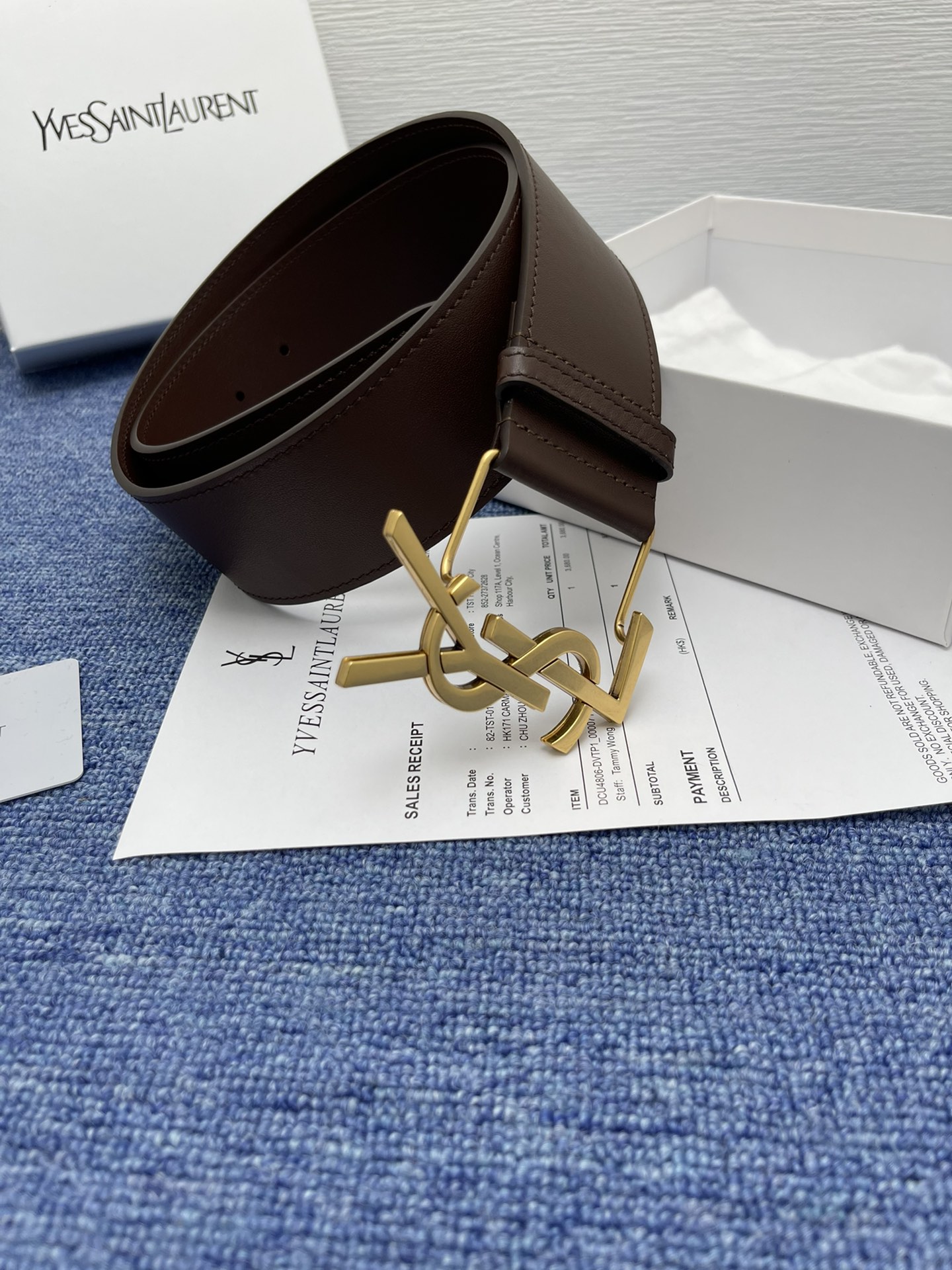 品牌圣罗兰女带NO.5505.0描述双面原版皮不可调节式皮带小牛皮材质配有钯金色和银色钢金属扣牛皮材质不