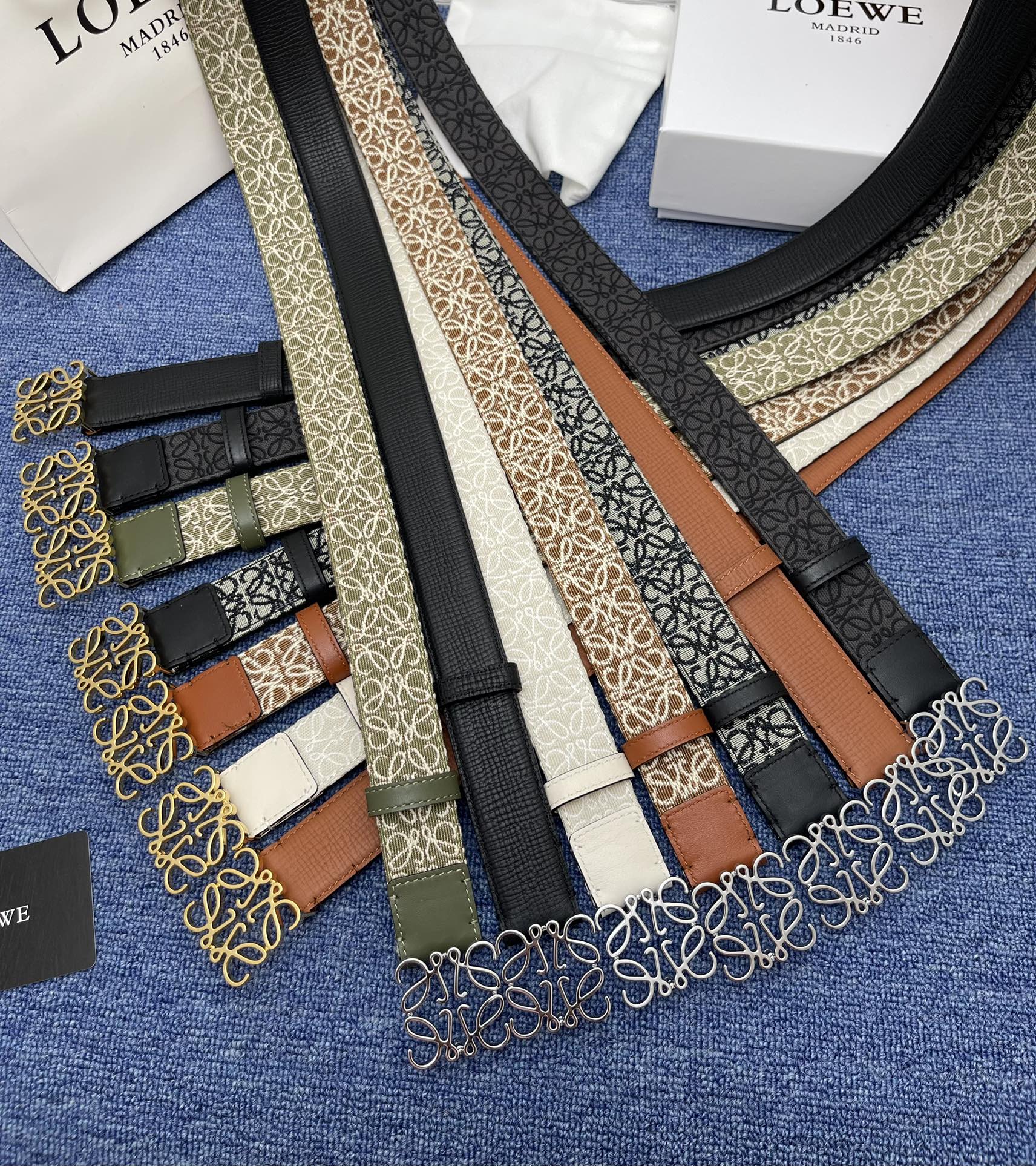 Loewe 3.0cm nueva serie de cinturones de gama alta