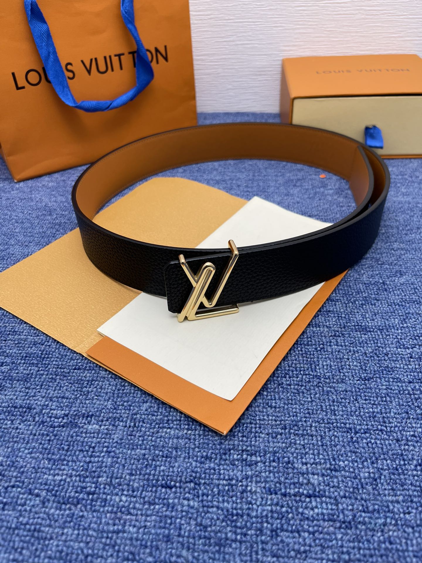 LV.路易威登全套包装原版品质代工厂货品40mm宽度正品一体铸造五金钢扣原厂皮料双面原厂定制面料区别市场