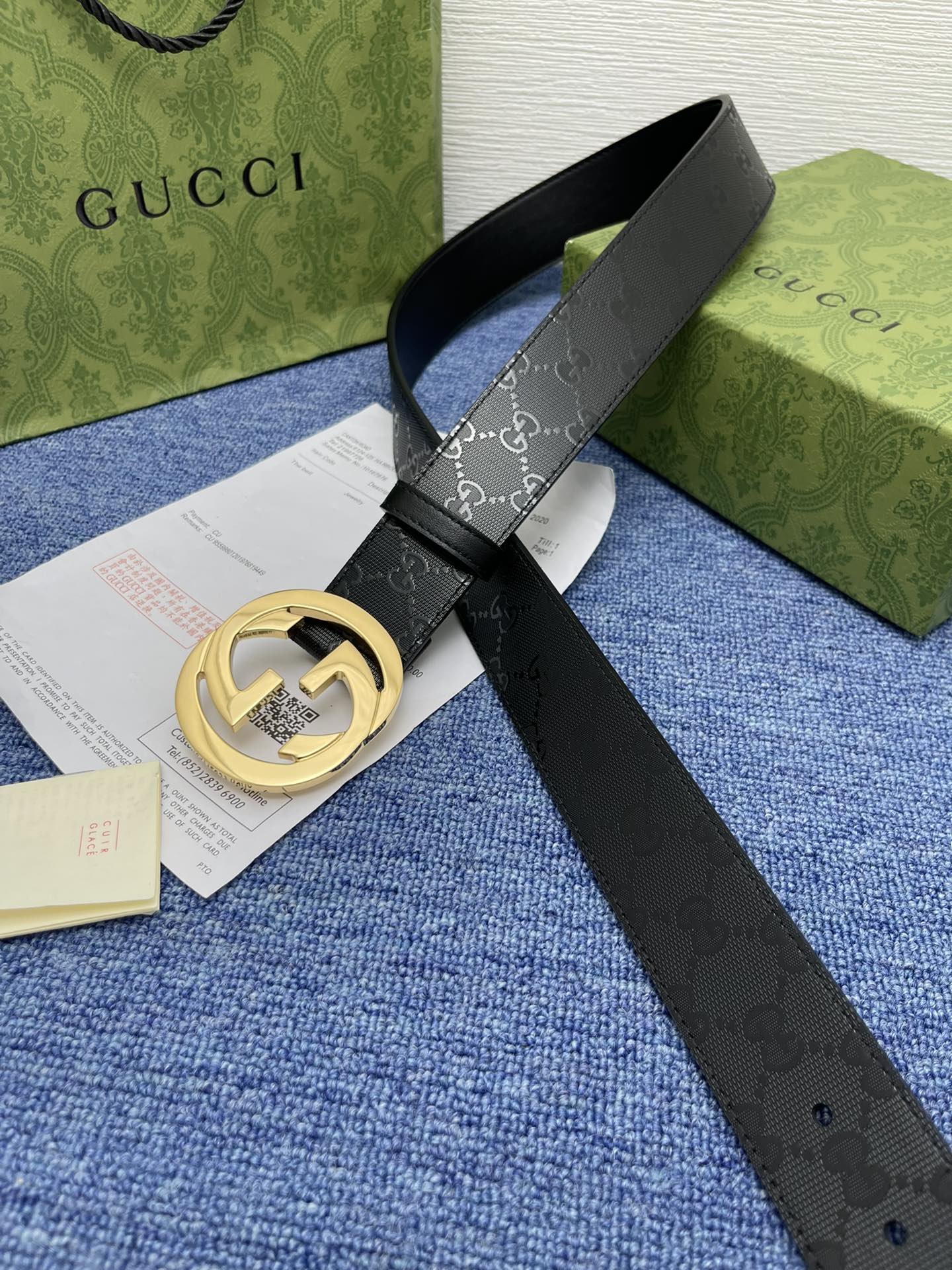 品牌古驰Gucci描述采用高级GucciSignature真皮精制而成触感厚实饰以双G商标带扣腰带为意大