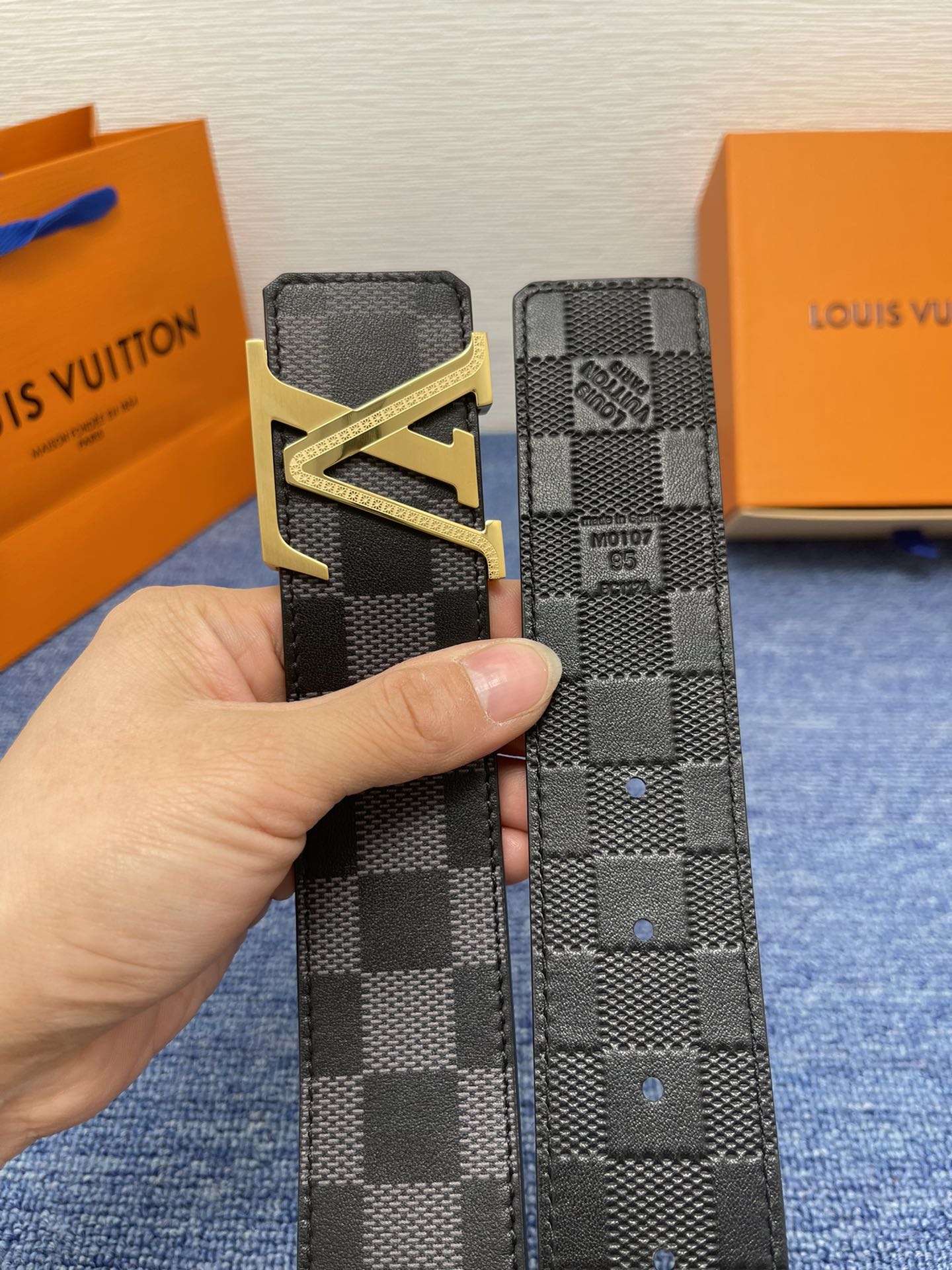 【LOUIS VUITTON】：经典原单品质精品扣，精工制作，细节看图，实物拍摄，高端奢华，宽度4.0c