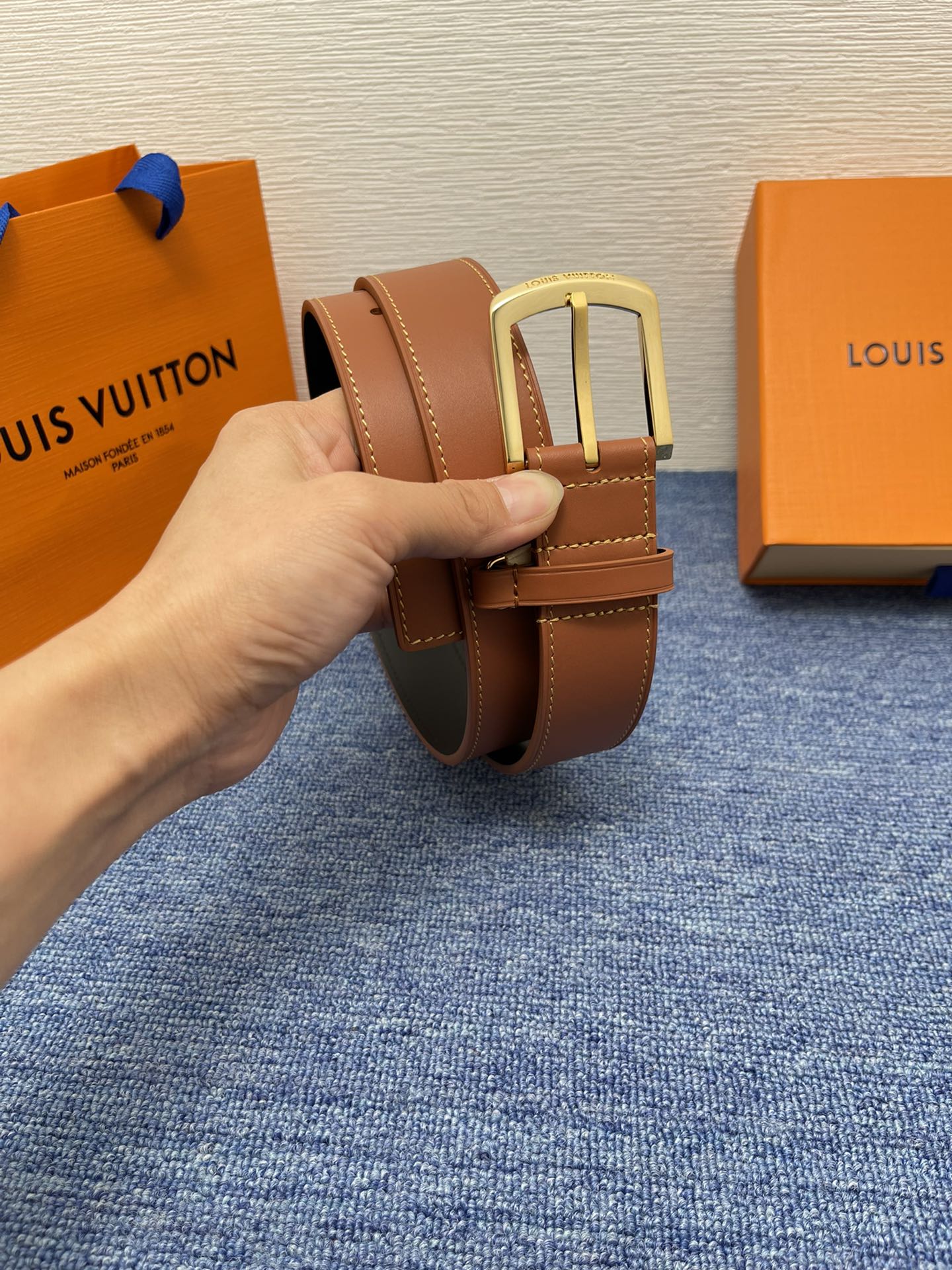 【LOUIS VUITTON】：经典原单品质，荔枝纹压花搭配原版皮底，原单精品挂扣，精工制作，细节看图，