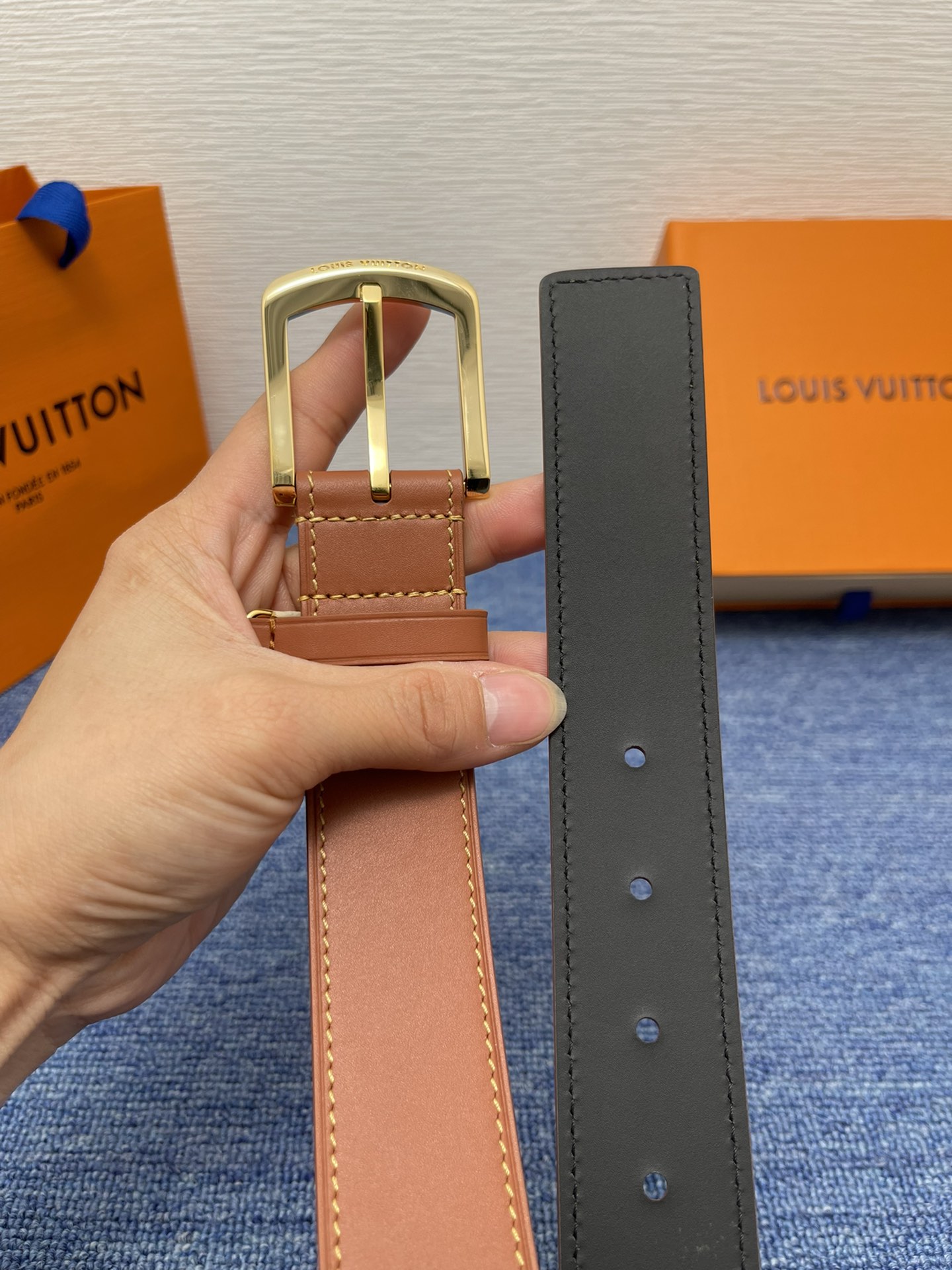 【LOUIS VUITTON】：经典原单品质，荔枝纹压花搭配原版皮底，原单精品挂扣，精工制作，细节看图，