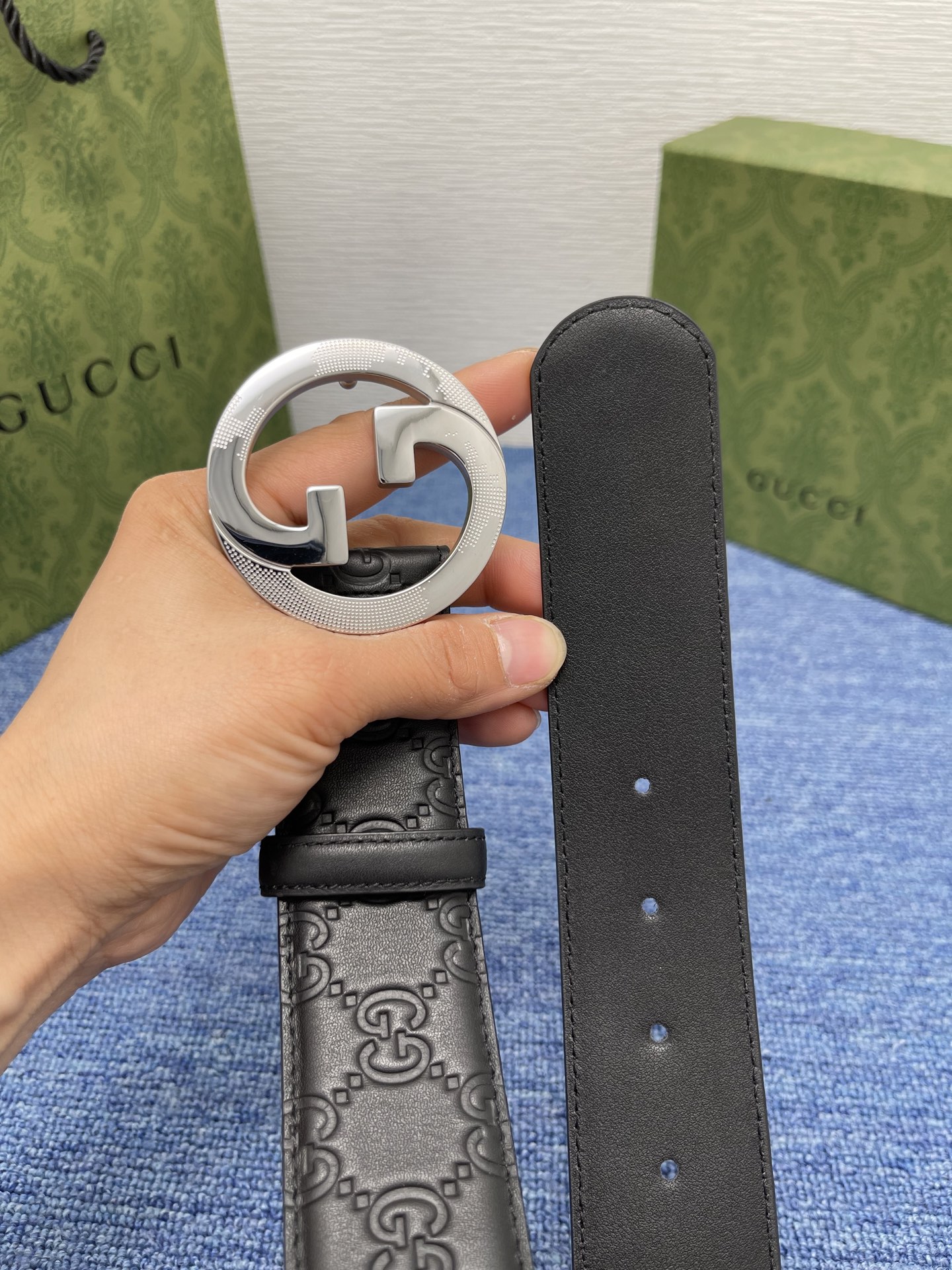   Gucci 经典款进口原厂印花面 搭配原版皮底 精品钢扣 宽4.0 Cm  经典永不过时款 潮流大方