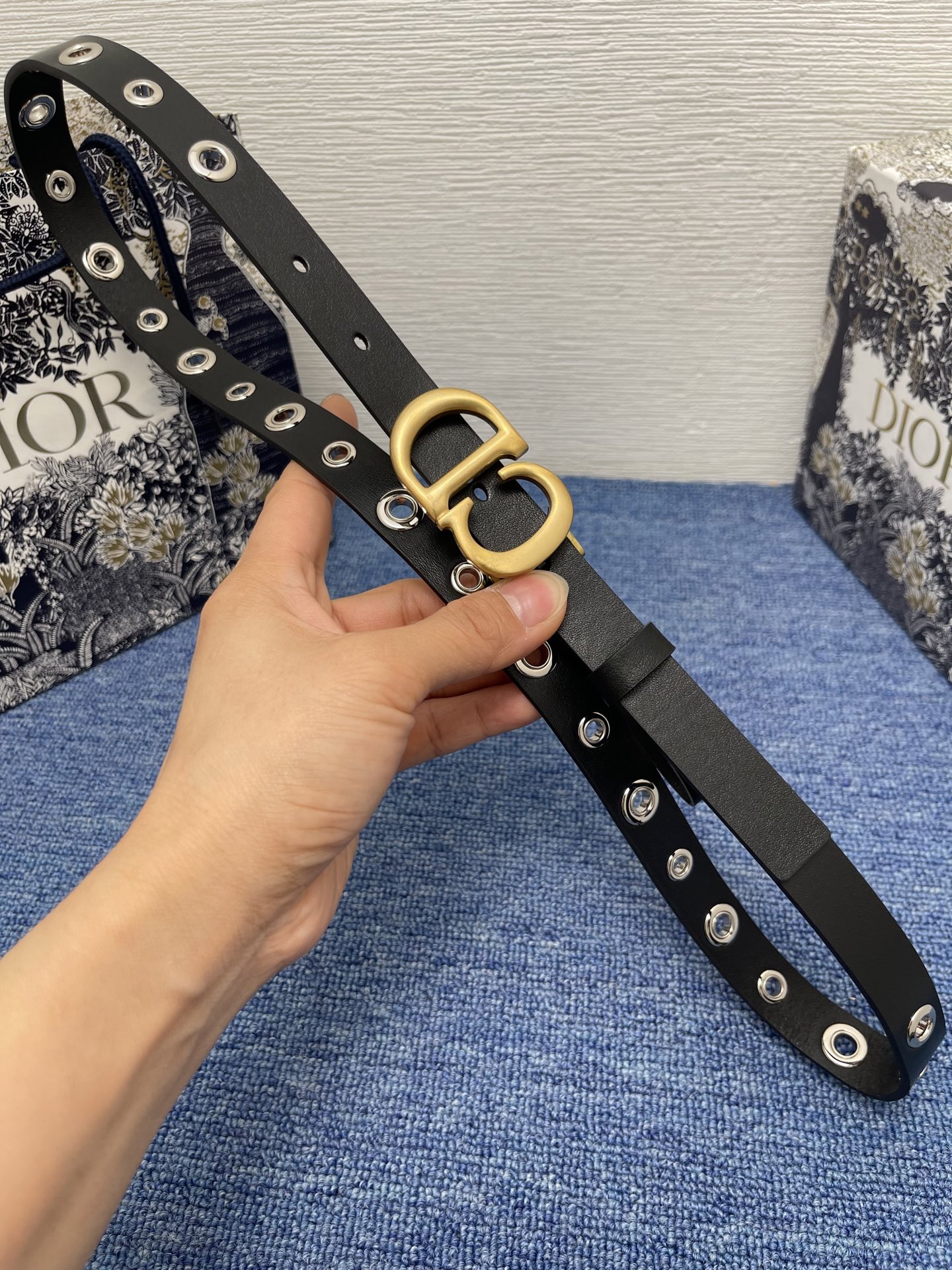 30 Montaigne 腰带 20毫米黑色牛皮革