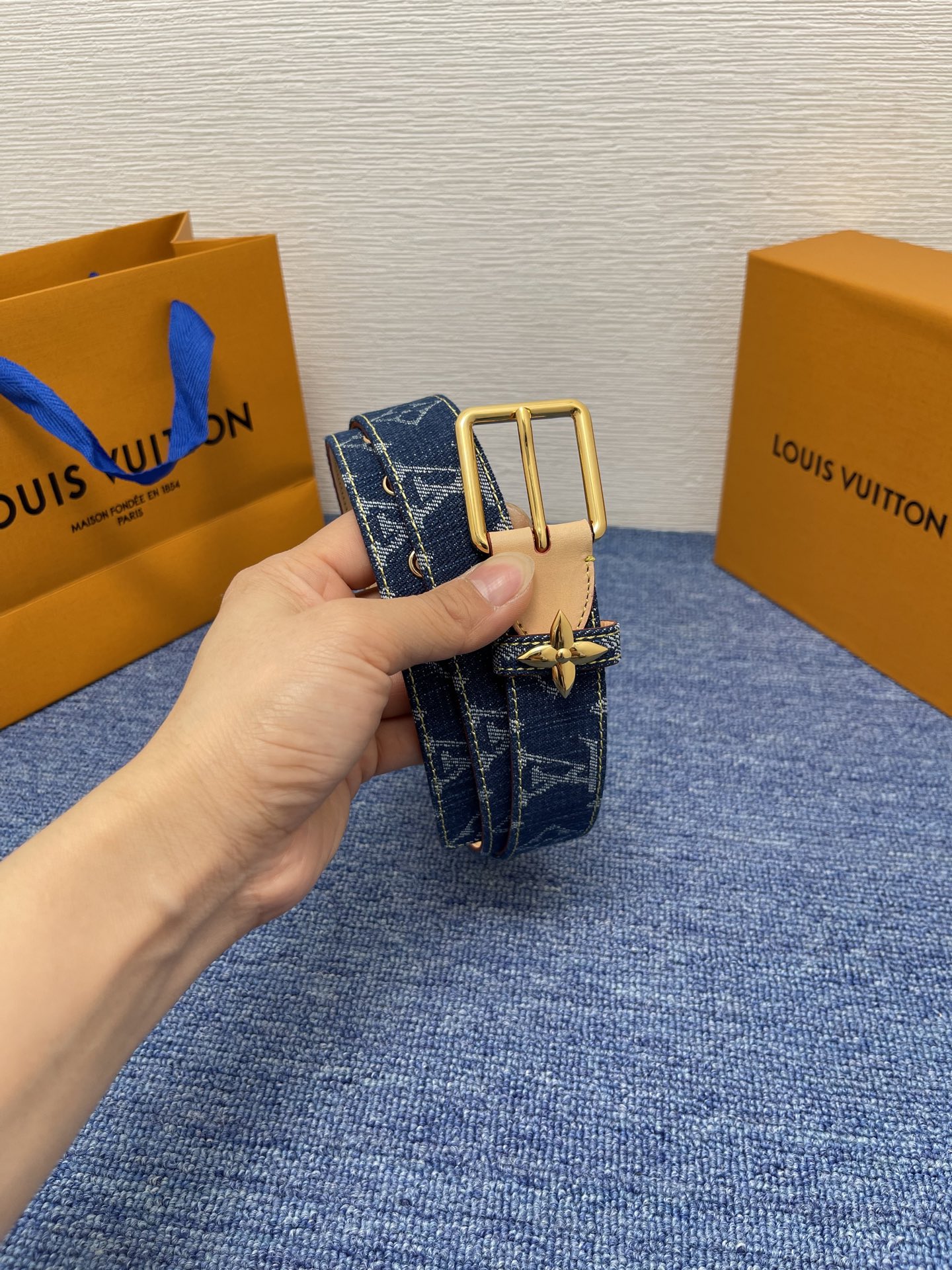 💰260【LOUIS VUITTON】：经典原单品质，经典印花搭配原版平纹底，原单精品针扣，精工制作，细
