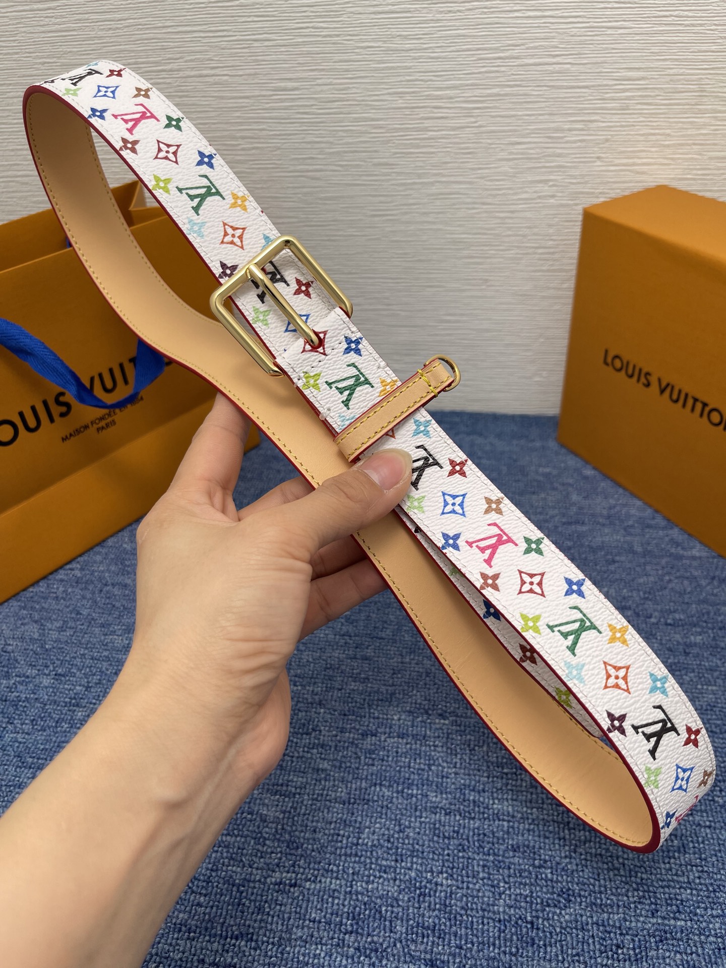 💰260【LOUIS VUITTON】：经典原单品质，经典印花搭配原版平纹底，原单精品针扣，精工制作，细