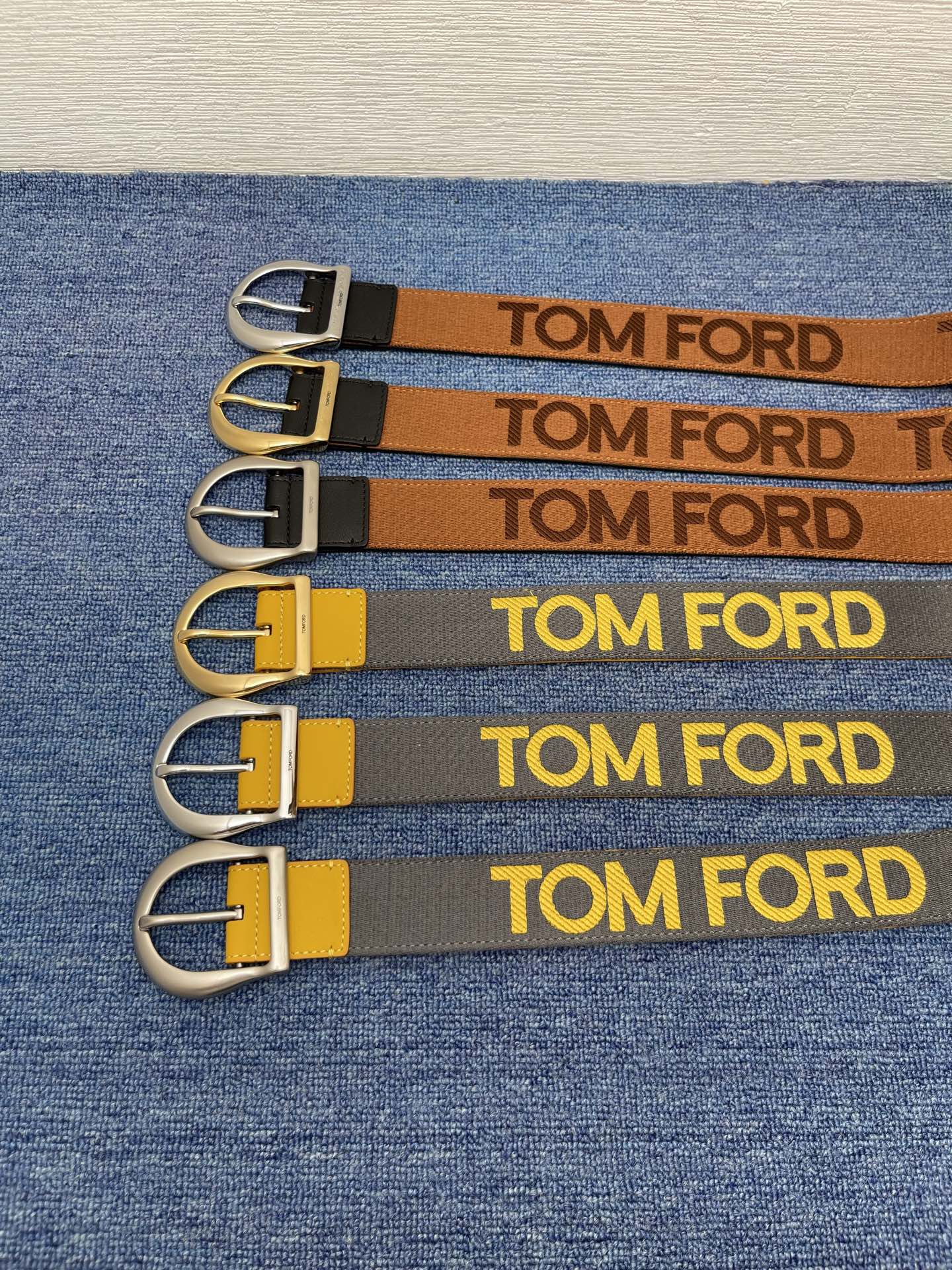  TOM FORD 汤姆福特。新品高端帆布搭配小牛皮，简约商务男士腰带，4.0cm宽，配原版包装