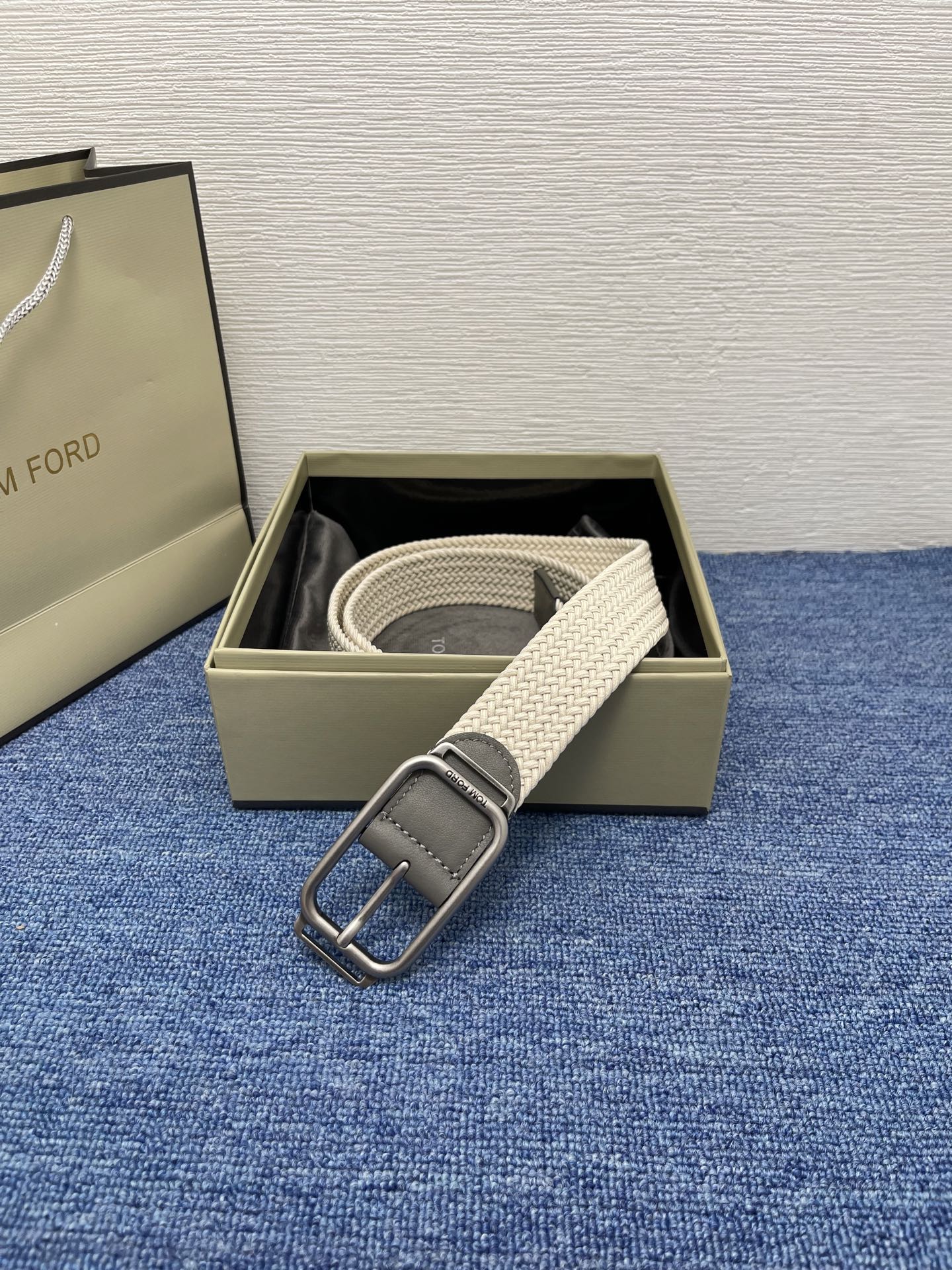  TOM FORD 汤姆福特。简约男士腰带，3．5cm宽，配原版包装