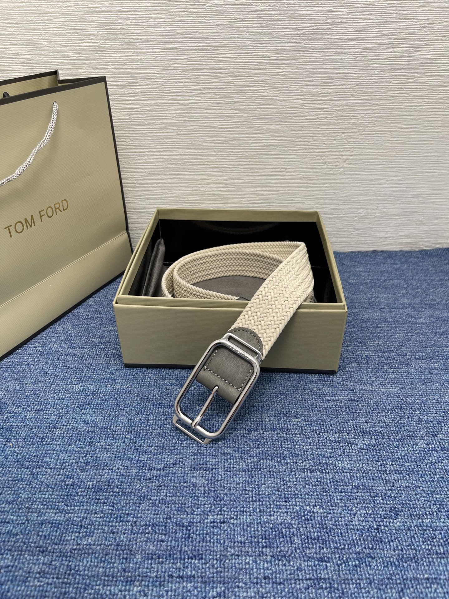  TOM FORD 汤姆福特。简约男士腰带，3．5cm宽，配原版包装