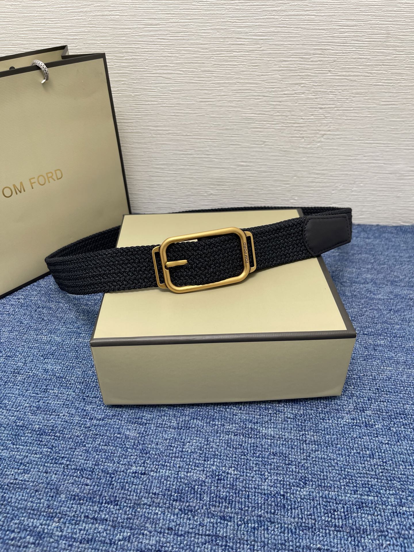  TOM FORD 汤姆福特。简约男士腰带，3．5cm宽，配原版包装