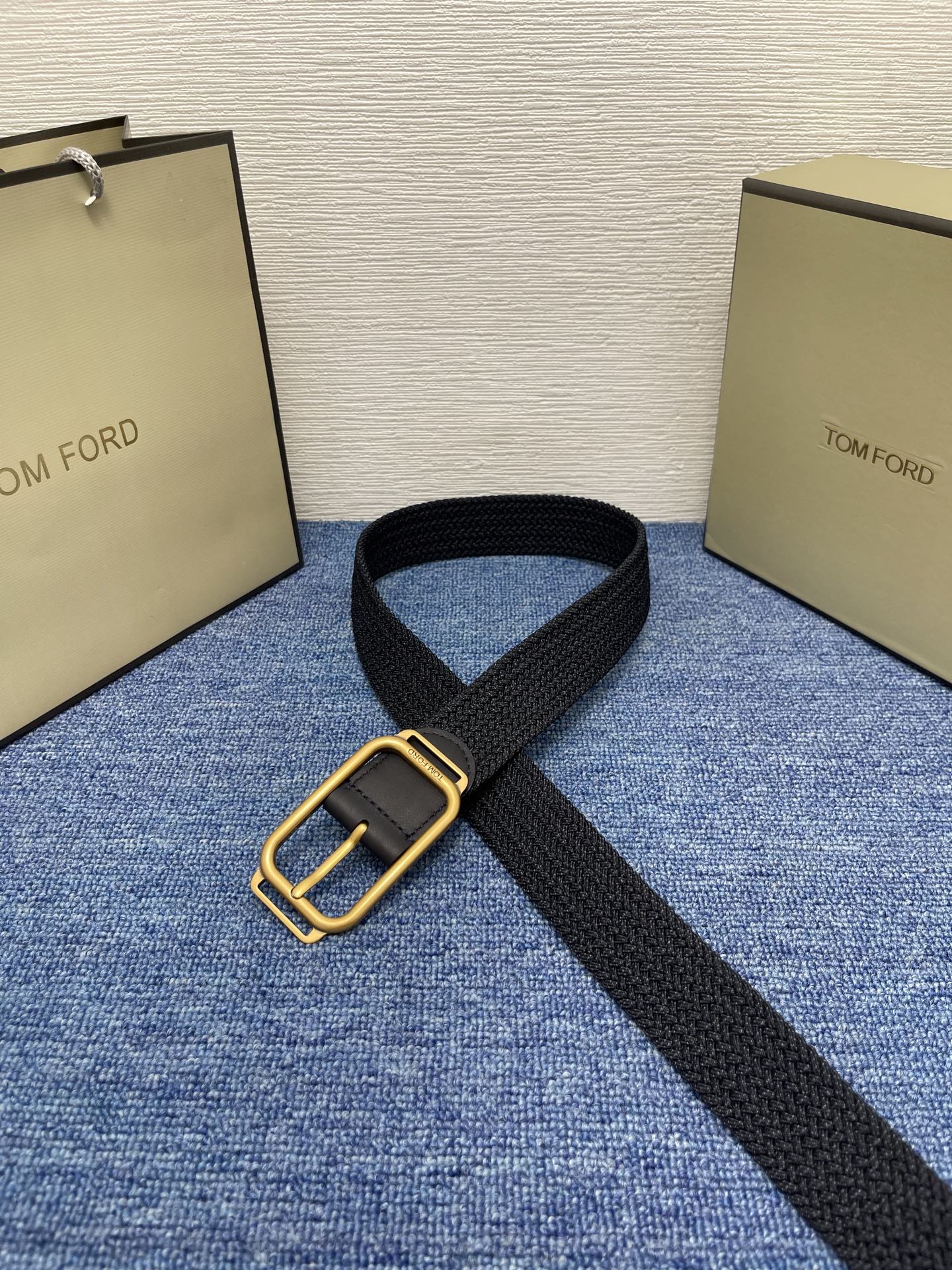  TOM FORD 汤姆福特。简约男士腰带，3．5cm宽，配原版包装