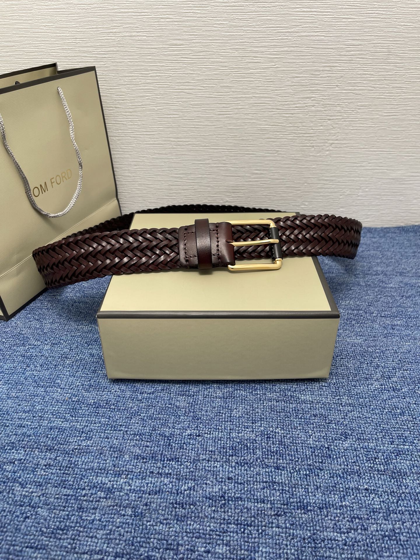  TOM FORD 汤姆福特。简约男士腰带，4.0cm宽，配原版包装