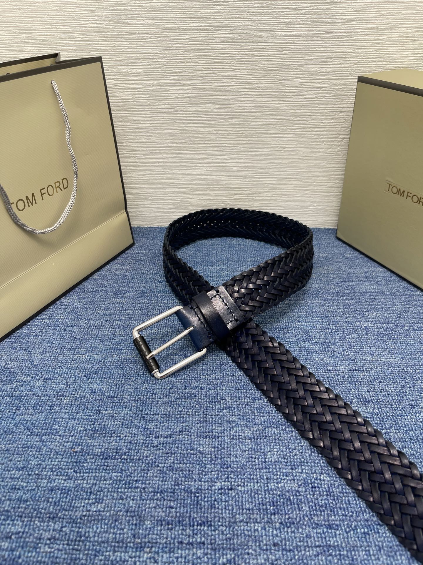  TOM FORD 汤姆福特。简约男士腰带，4.0cm宽，配原版包装