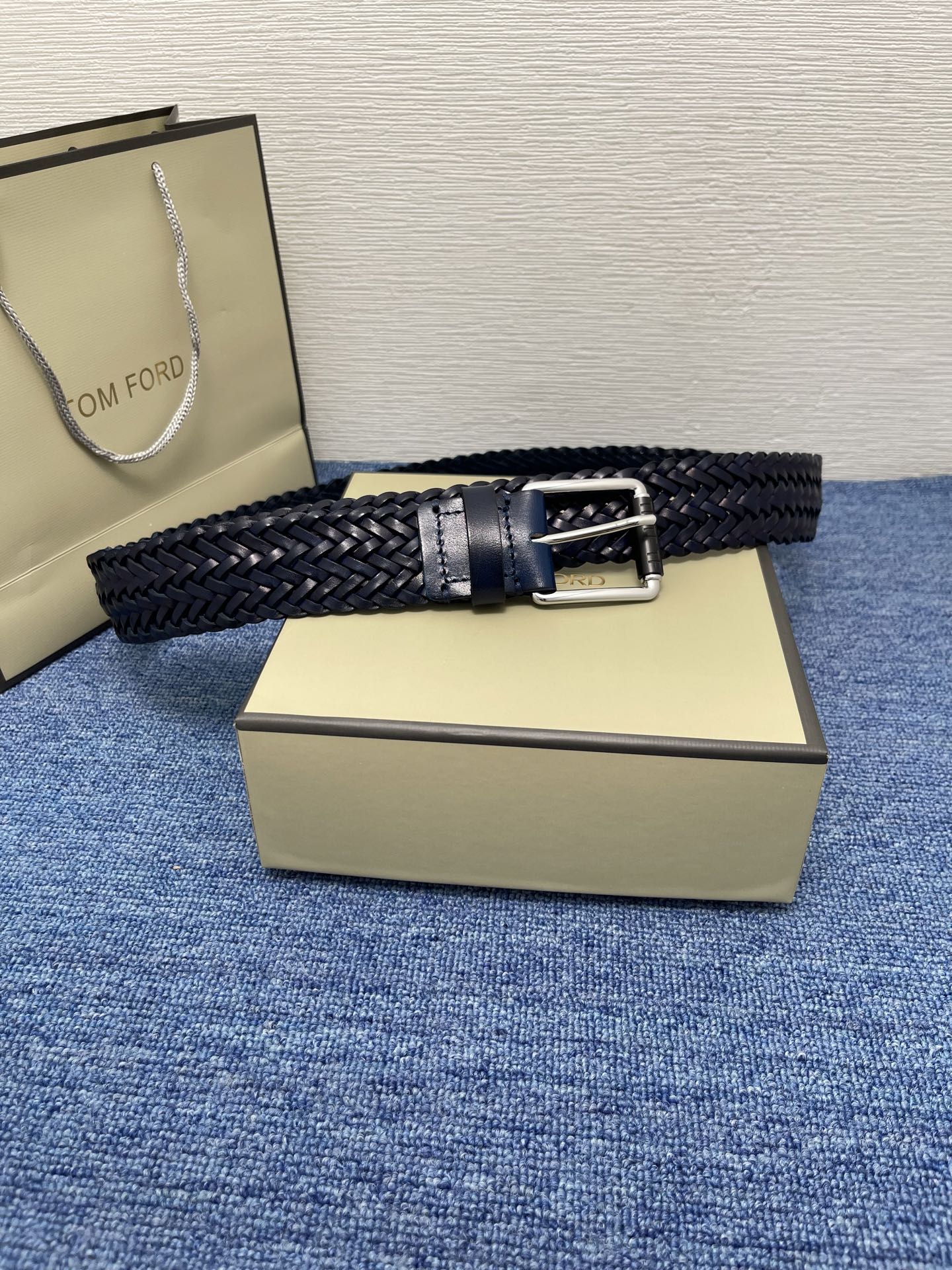  TOM FORD 汤姆福特。简约男士腰带，4.0cm宽，配原版包装