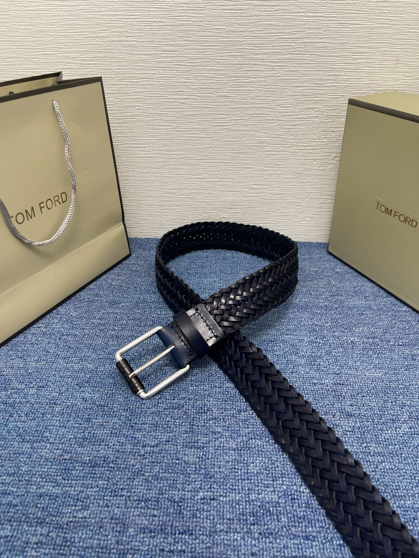  TOM FORD 汤姆福特。简约男士腰带，4.0cm宽，配原版包装