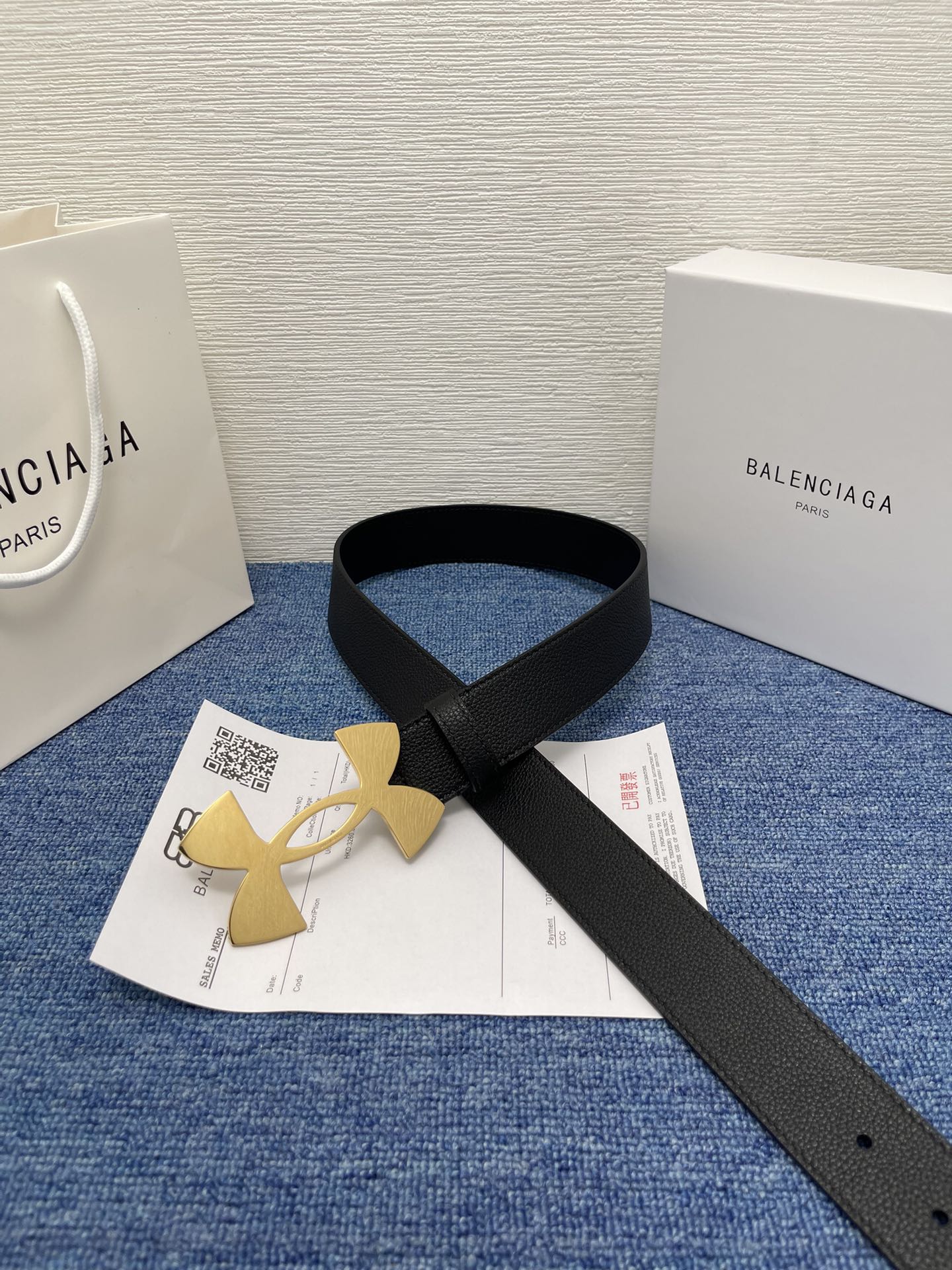  BALENCIAGA巴黎世家新款时尚腰带，双面小牛皮，配上复古经典扣，时尚百搭，宽度3.5cm