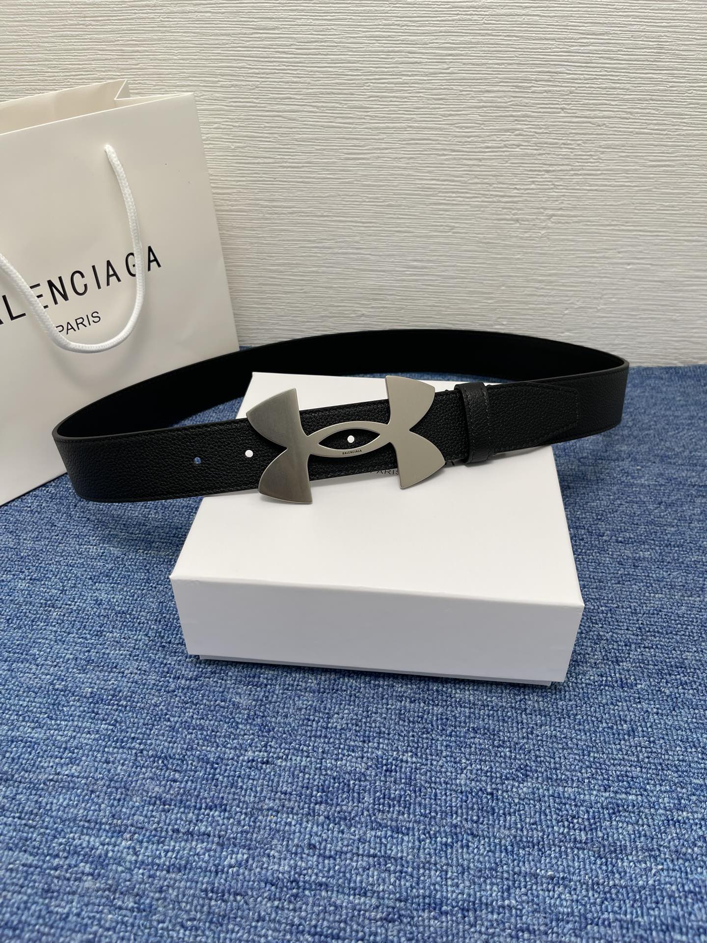  BALENCIAGA巴黎世家新款时尚腰带，双面小牛皮，配上复古经典扣，时尚百搭，宽度3.5cm