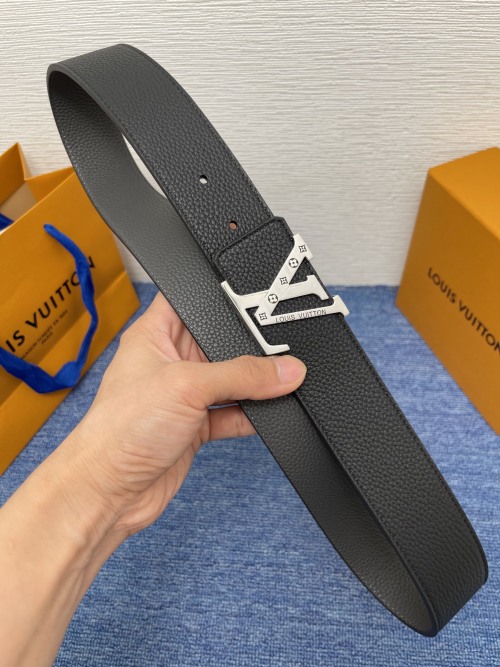Louis Vuitton 4.0cm Monogram Leather Belt with LV Initial Buckle 1 Louis Vuitton 4.0cm Monogram Leather Belt with LV Initial Buckle