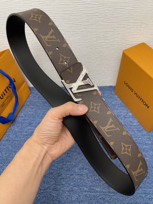 Louis Vuitton 4.0cm Monogram Leather Belt with LV Buckle - Brown 1 Louis Vuitton 4.0cm Monogram Leather Belt with LV Buckle - Brown