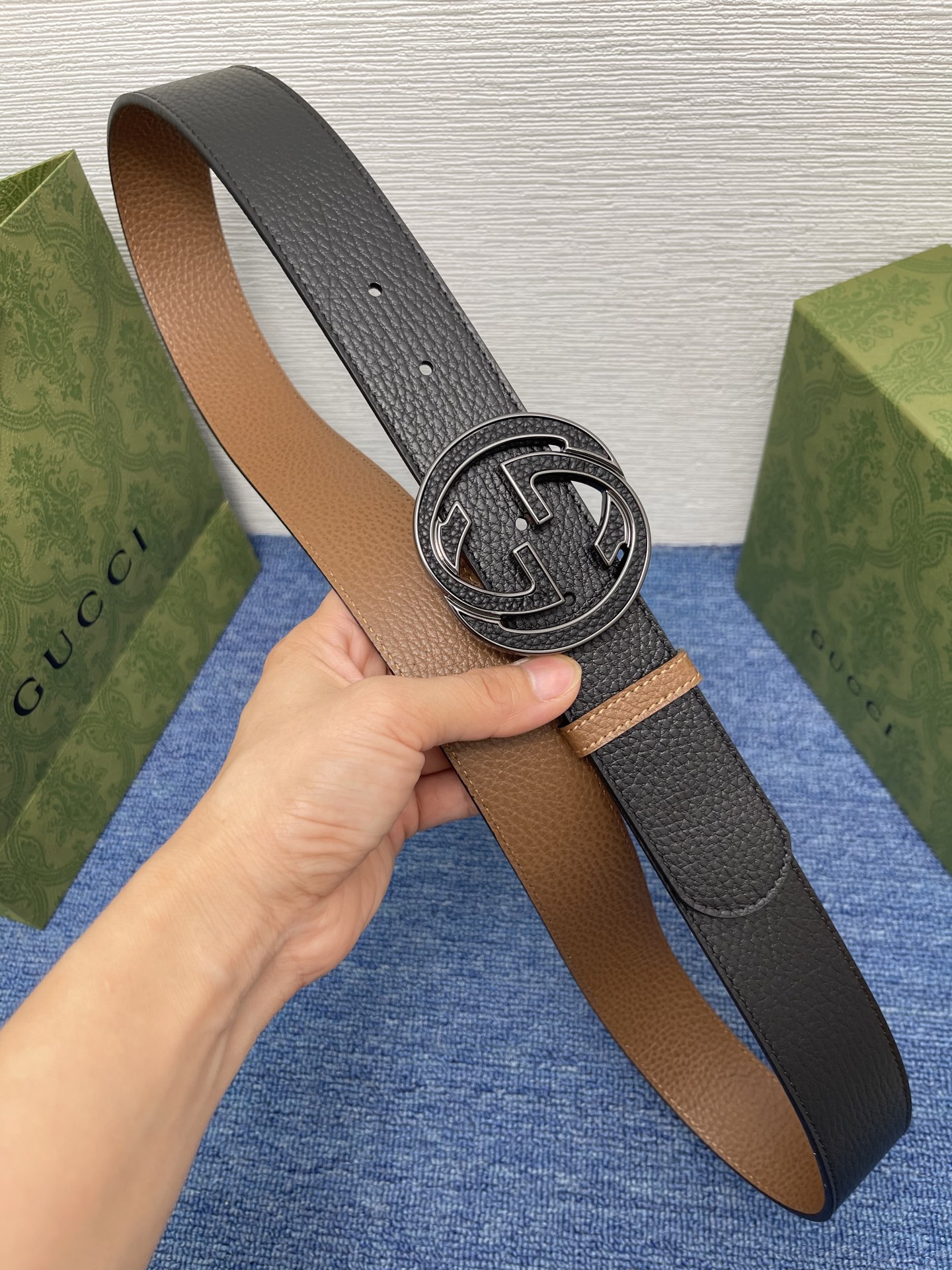 🔴 【品牌】古驰 Gucci  
🔴 【描述】采用高级Gucci Signature真皮精制而成，触感厚