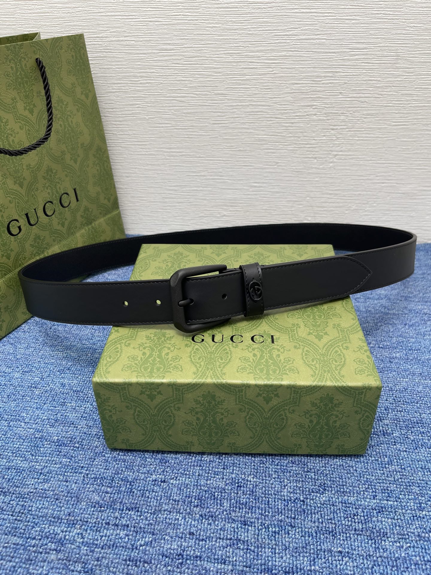  Gucci 经典款面进口原厂皮  搭配原版平纹底  精品针扣 宽3.5Cm  潮流百搭 时尚人士必备