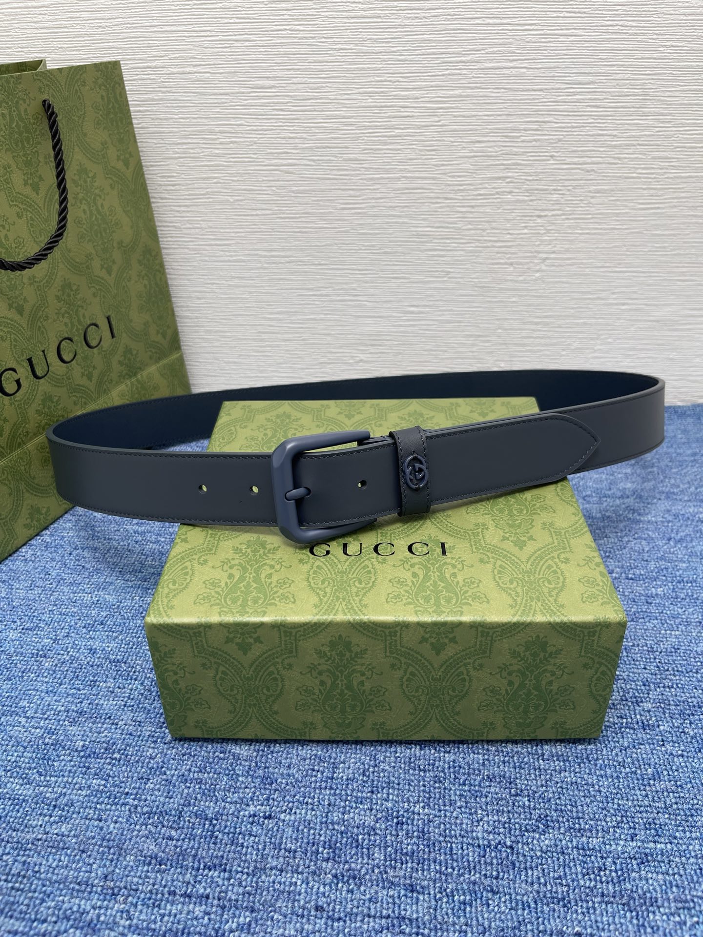 Gucci 经典款面进口原厂皮  搭配原版平纹底  精品针扣 宽3.5Cm  潮流百搭 时尚人士必备