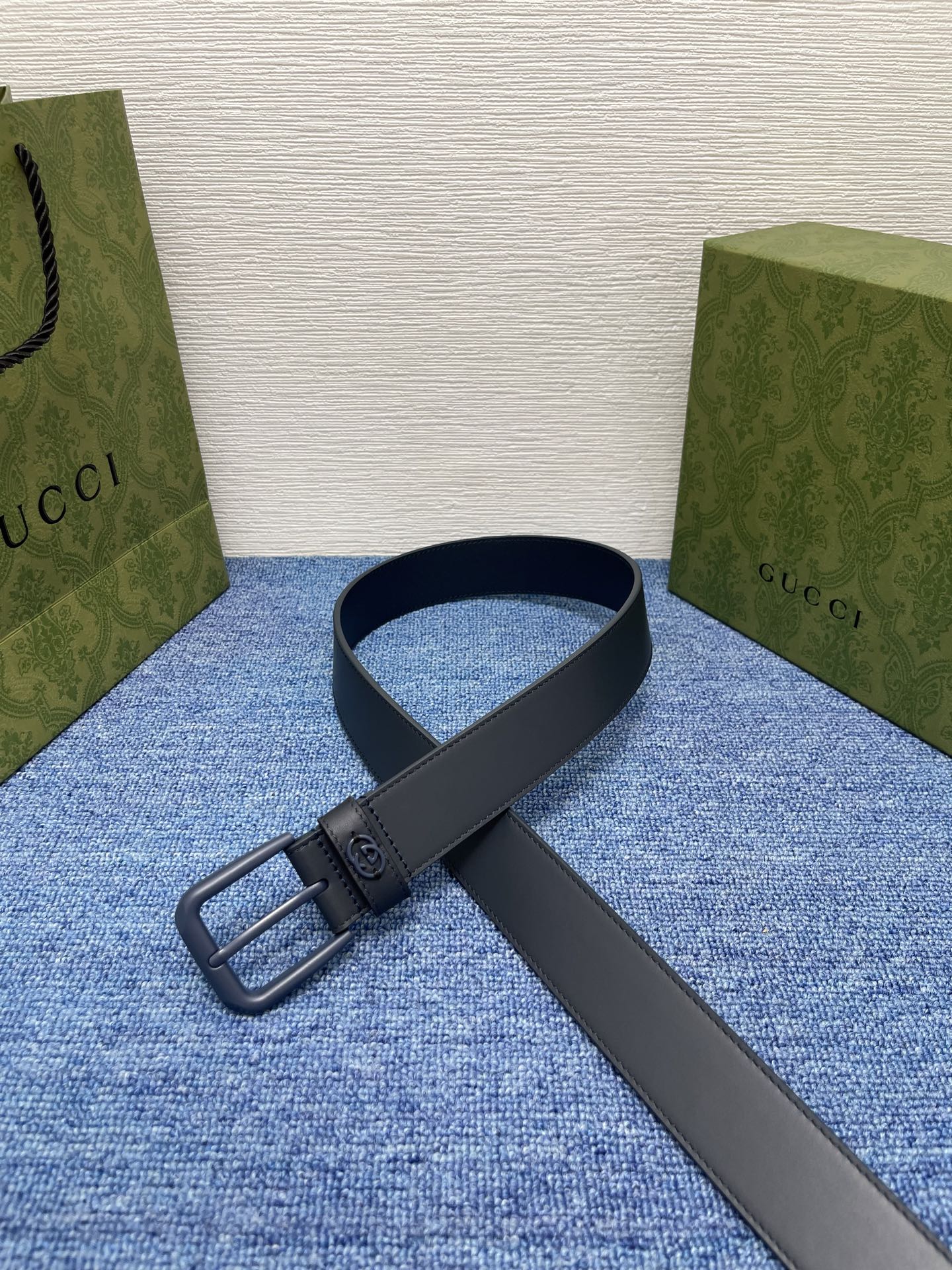  Gucci 经典款面进口原厂皮  搭配原版平纹底  精品针扣 宽3.5Cm  潮流百搭 时尚人士必备