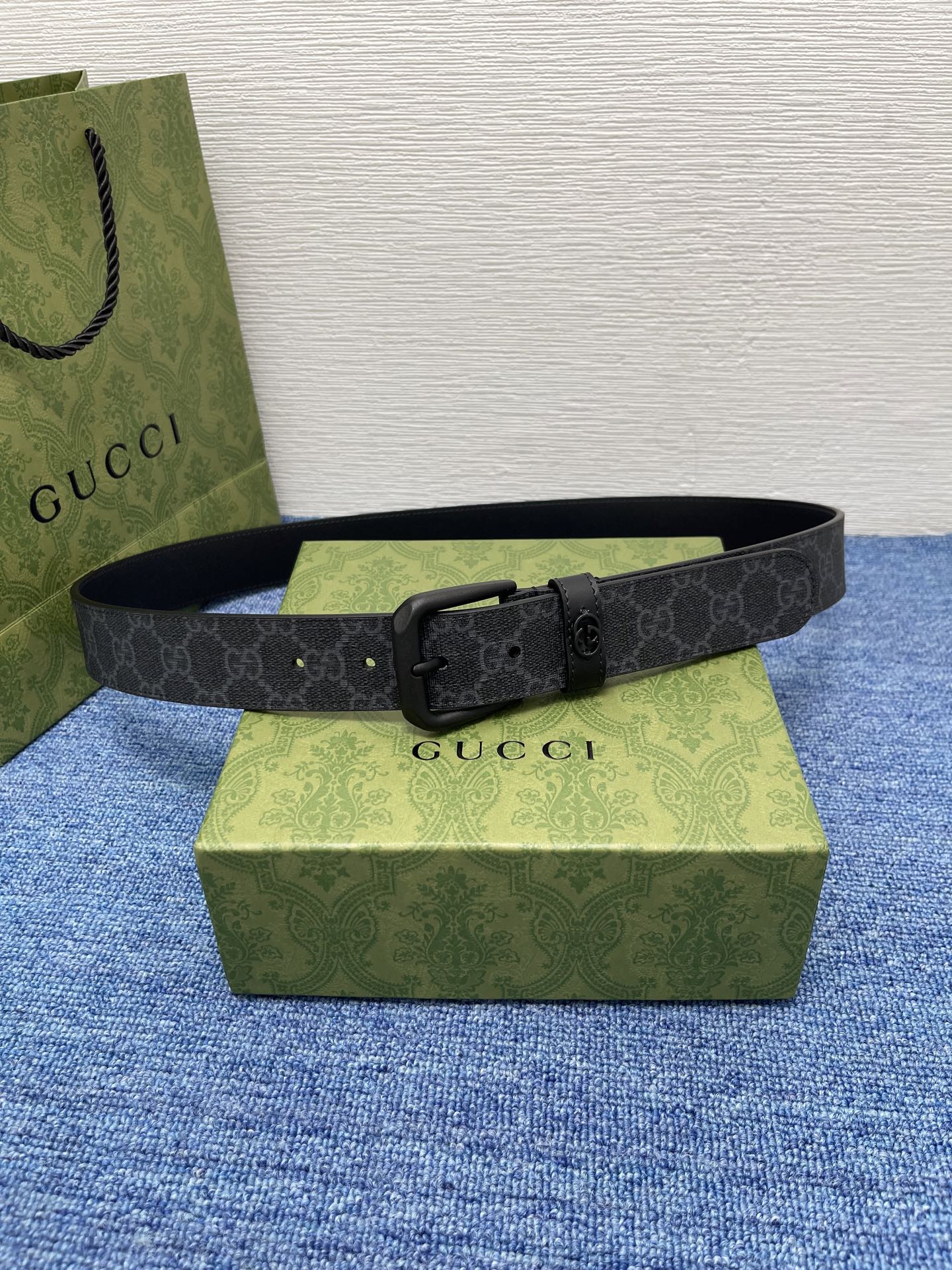  Gucci 经典款面进口原厂皮  搭配原版平纹底  精品针扣 宽3.5Cm  潮流百搭 时尚人士必备