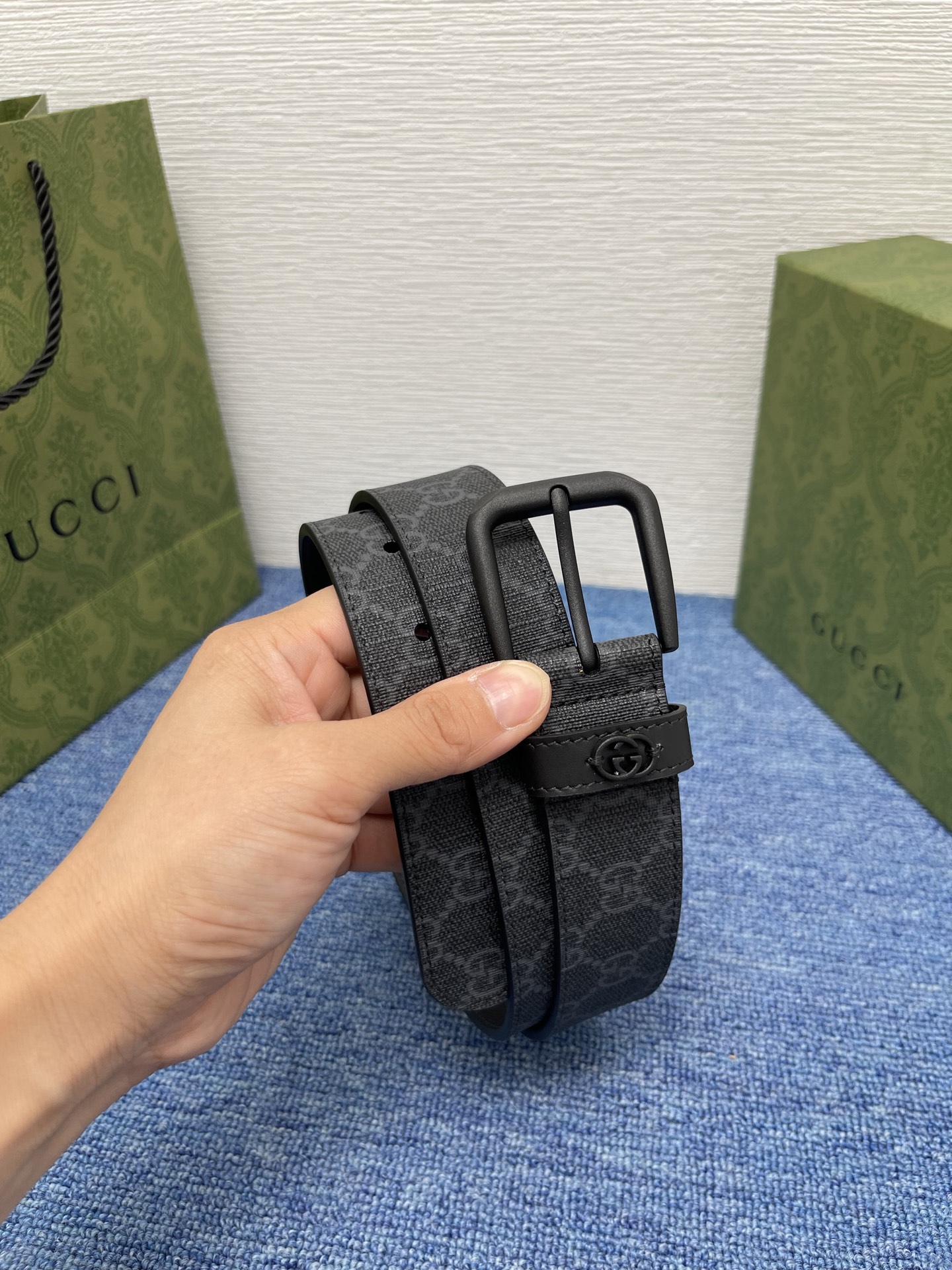  Gucci 经典款面进口原厂皮  搭配原版平纹底  精品针扣 宽3.5Cm  潮流百搭 时尚人士必备