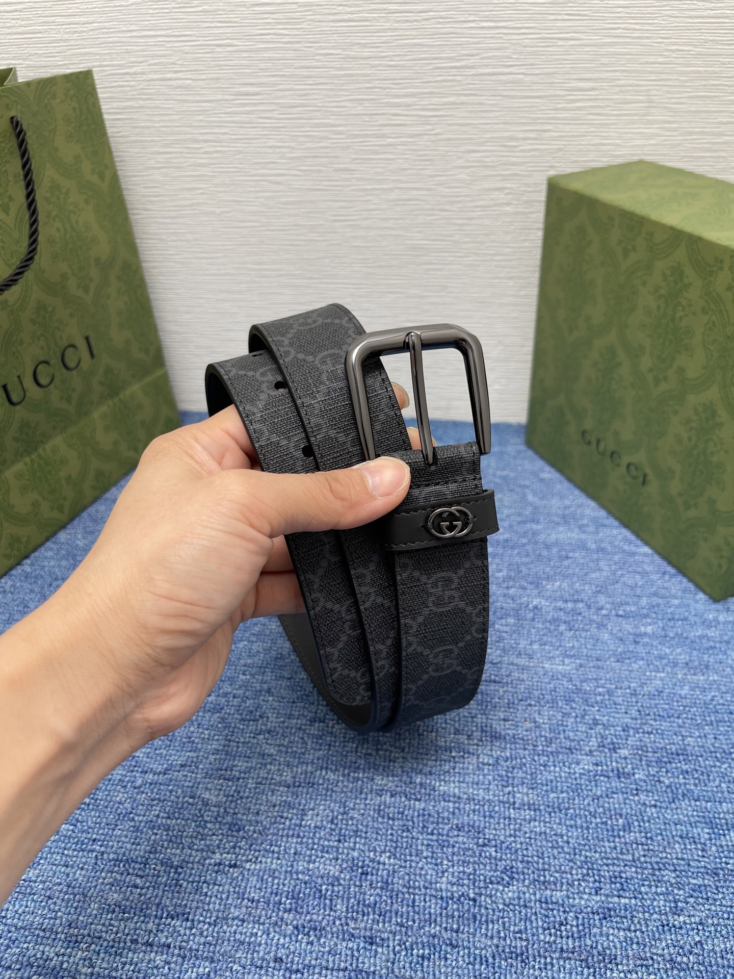  Gucci 经典款面进口原厂皮  搭配原版平纹底  精品针扣 宽3.5Cm  潮流百搭 时尚人士必备